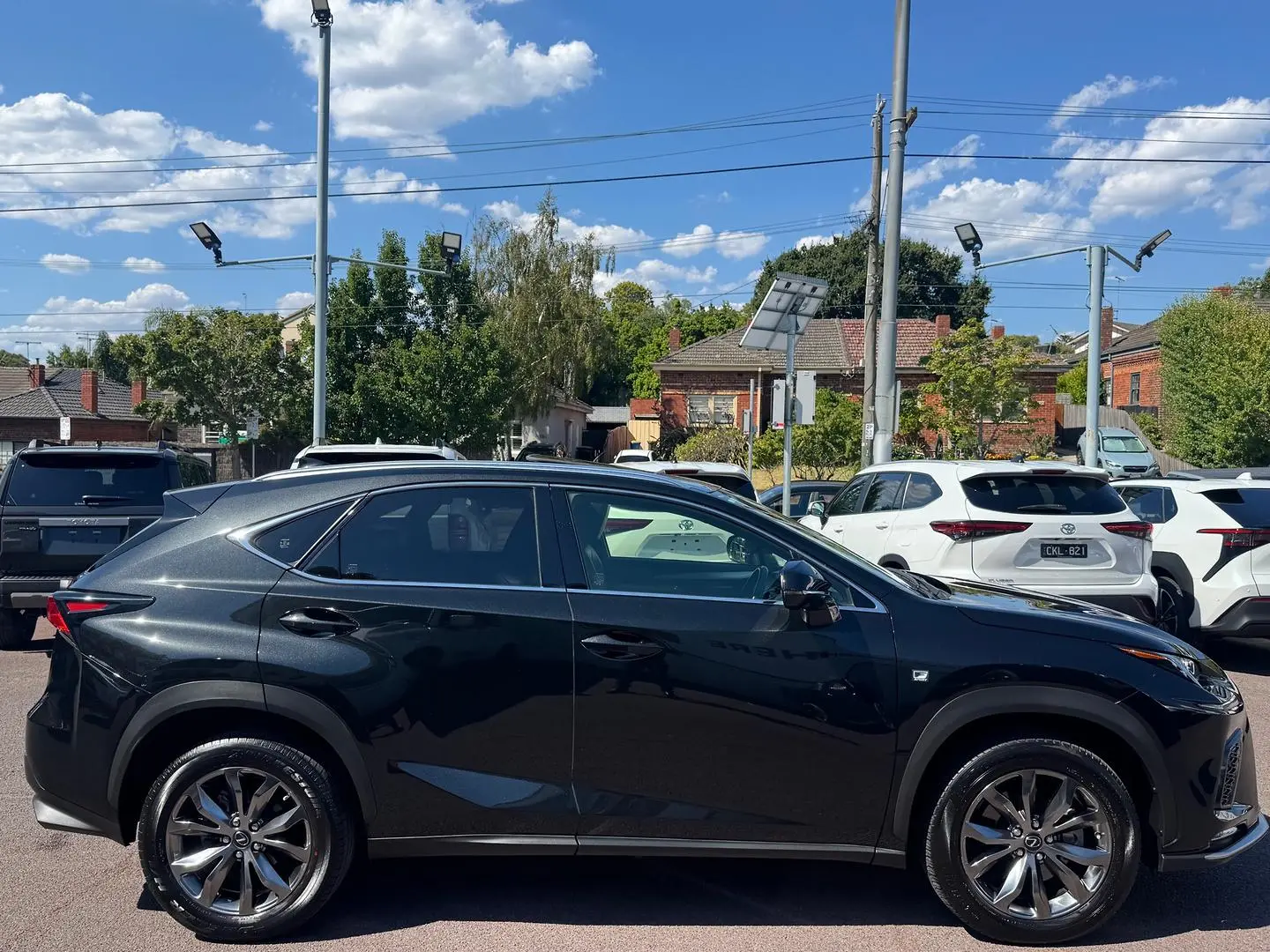 2021 Lexus Nx Gallery Image 3