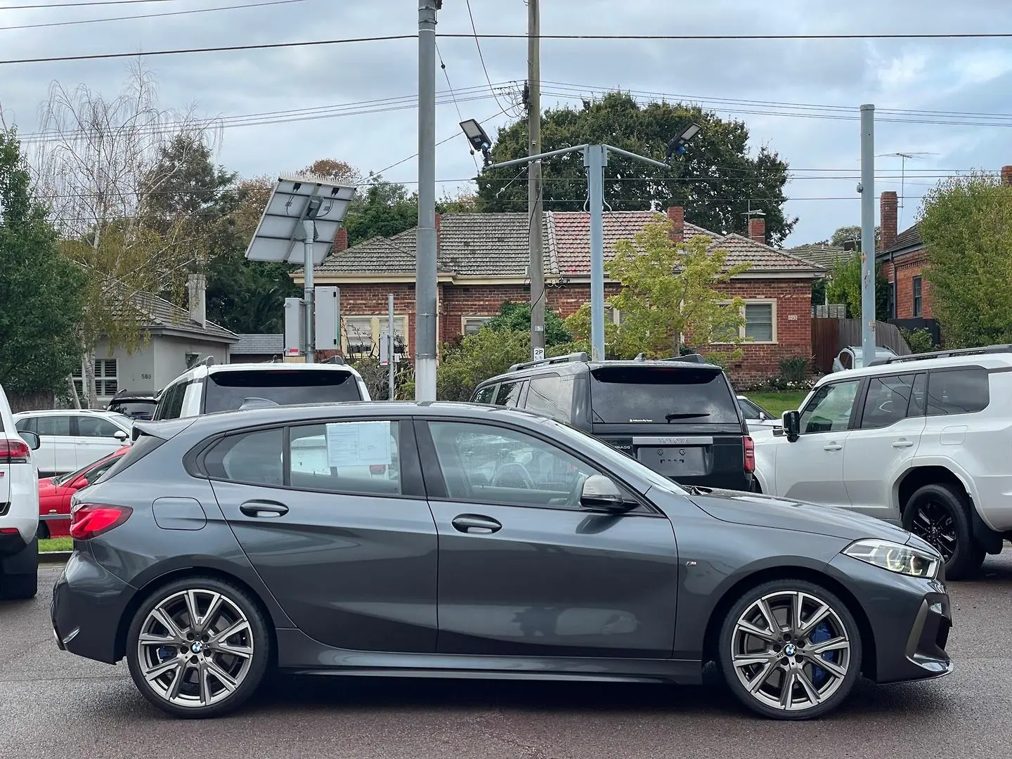 2021 BMW 1 Series Gallery Image 3