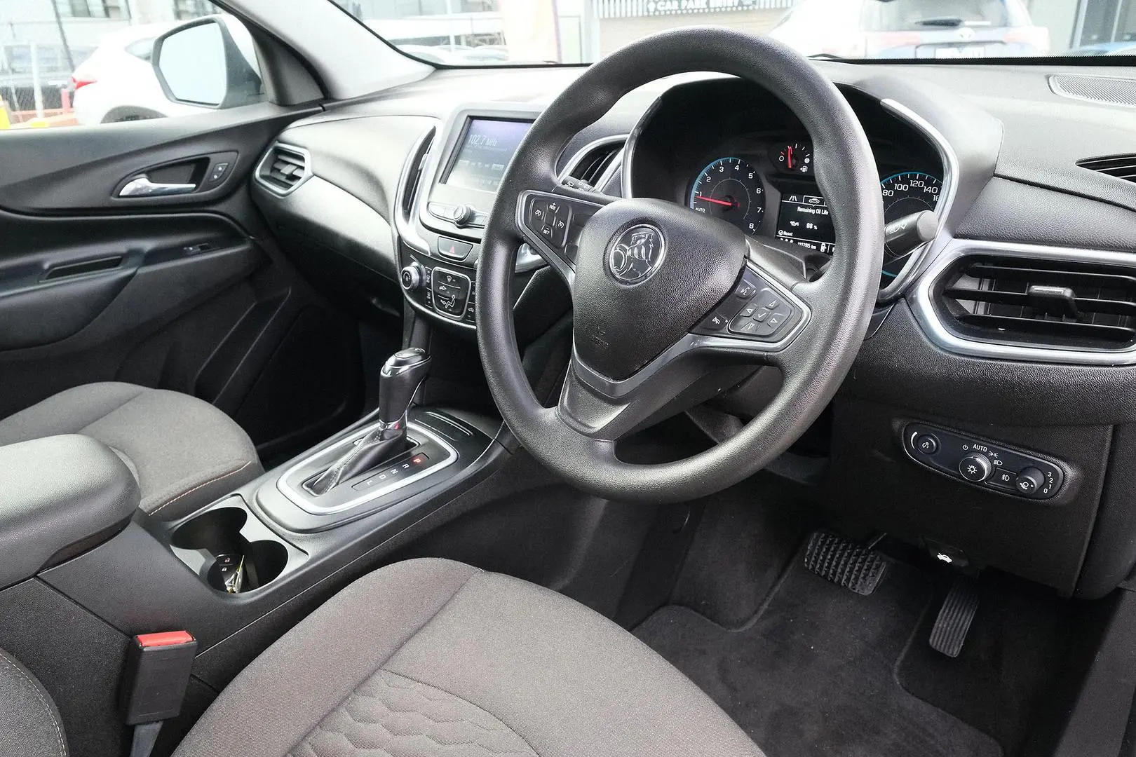2017 Holden Equinox Gallery Image 7