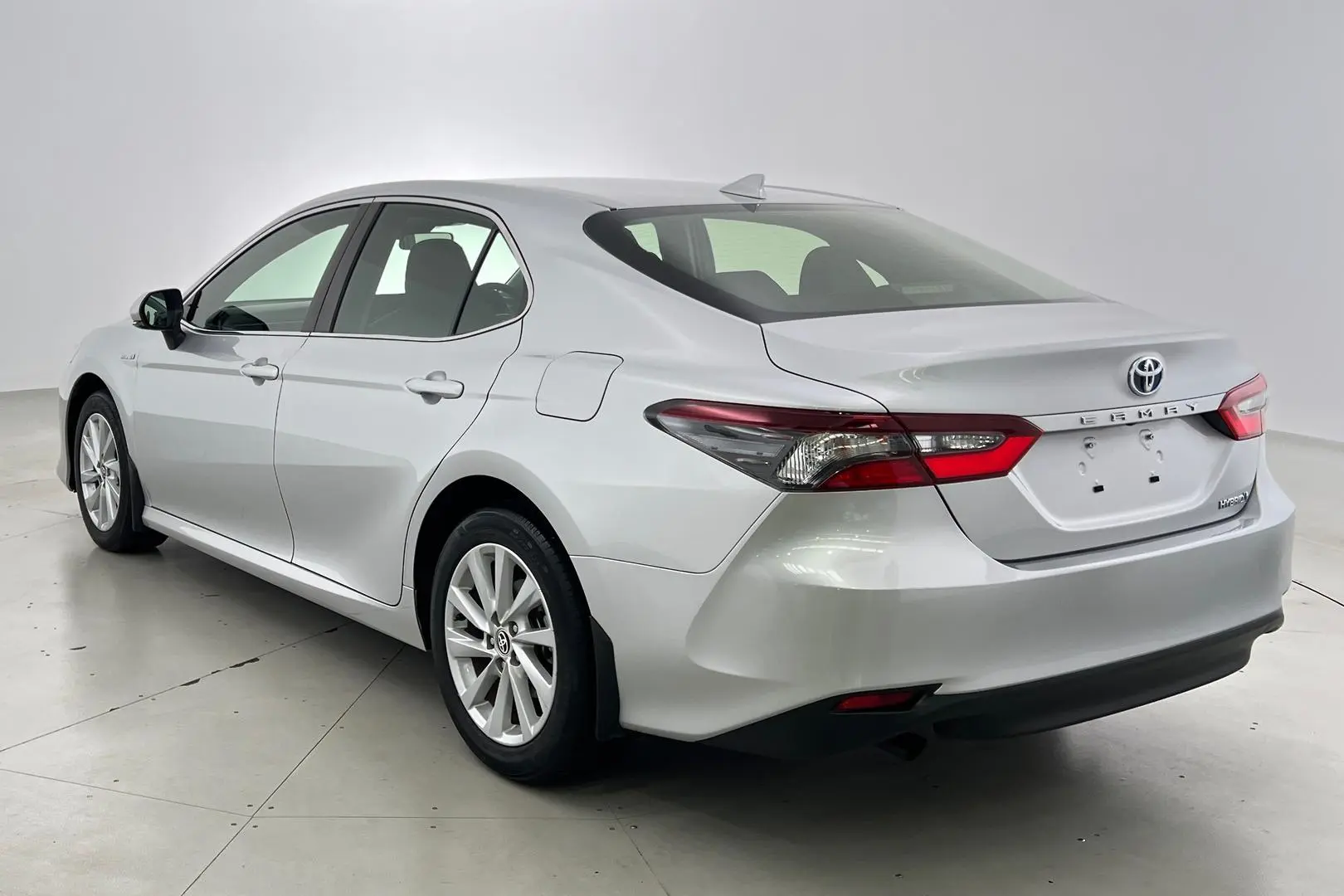 2021 Toyota Camry Gallery Image 8