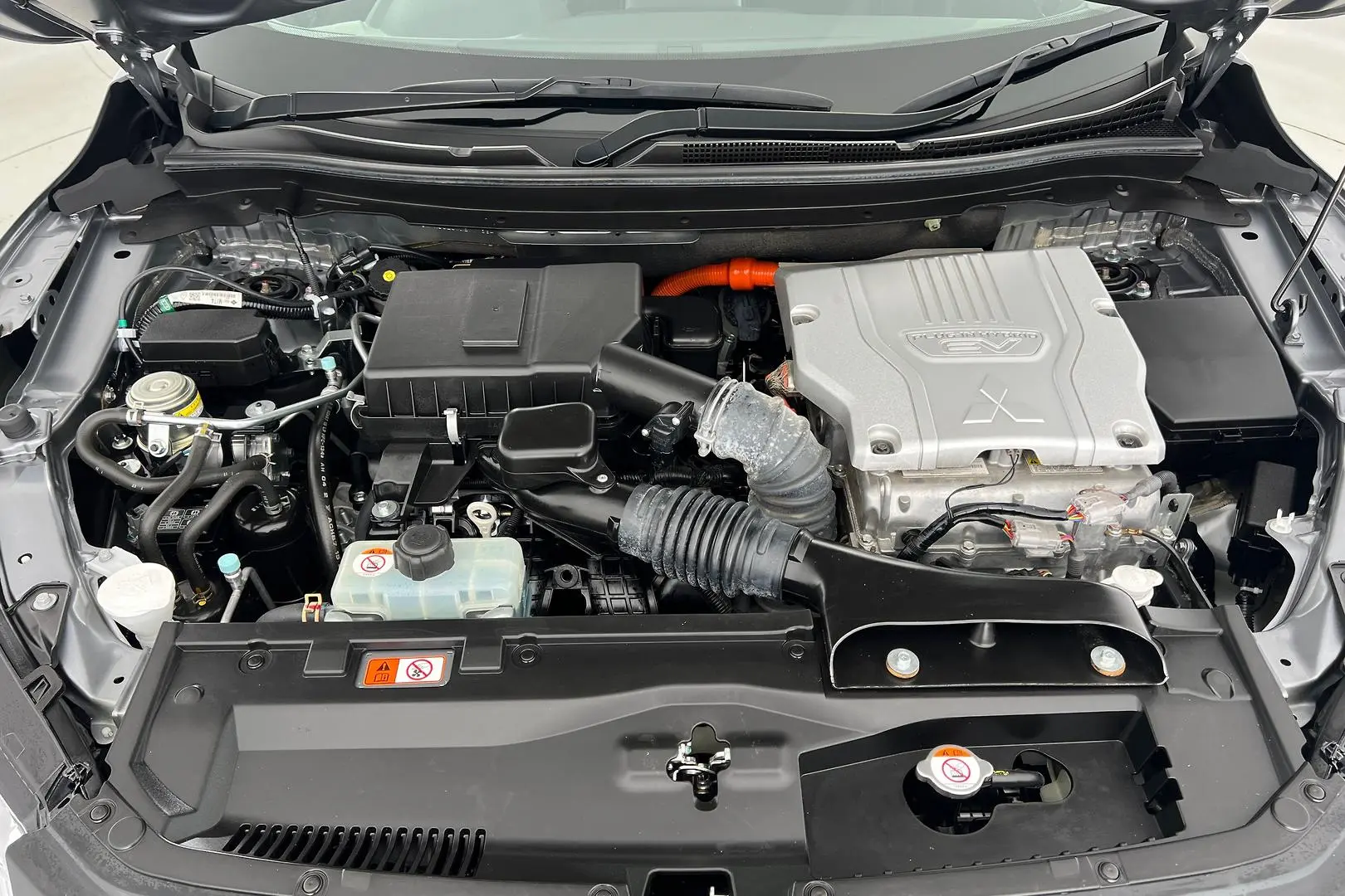 2021 Mitsubishi Eclipse Cross Gallery Image 23