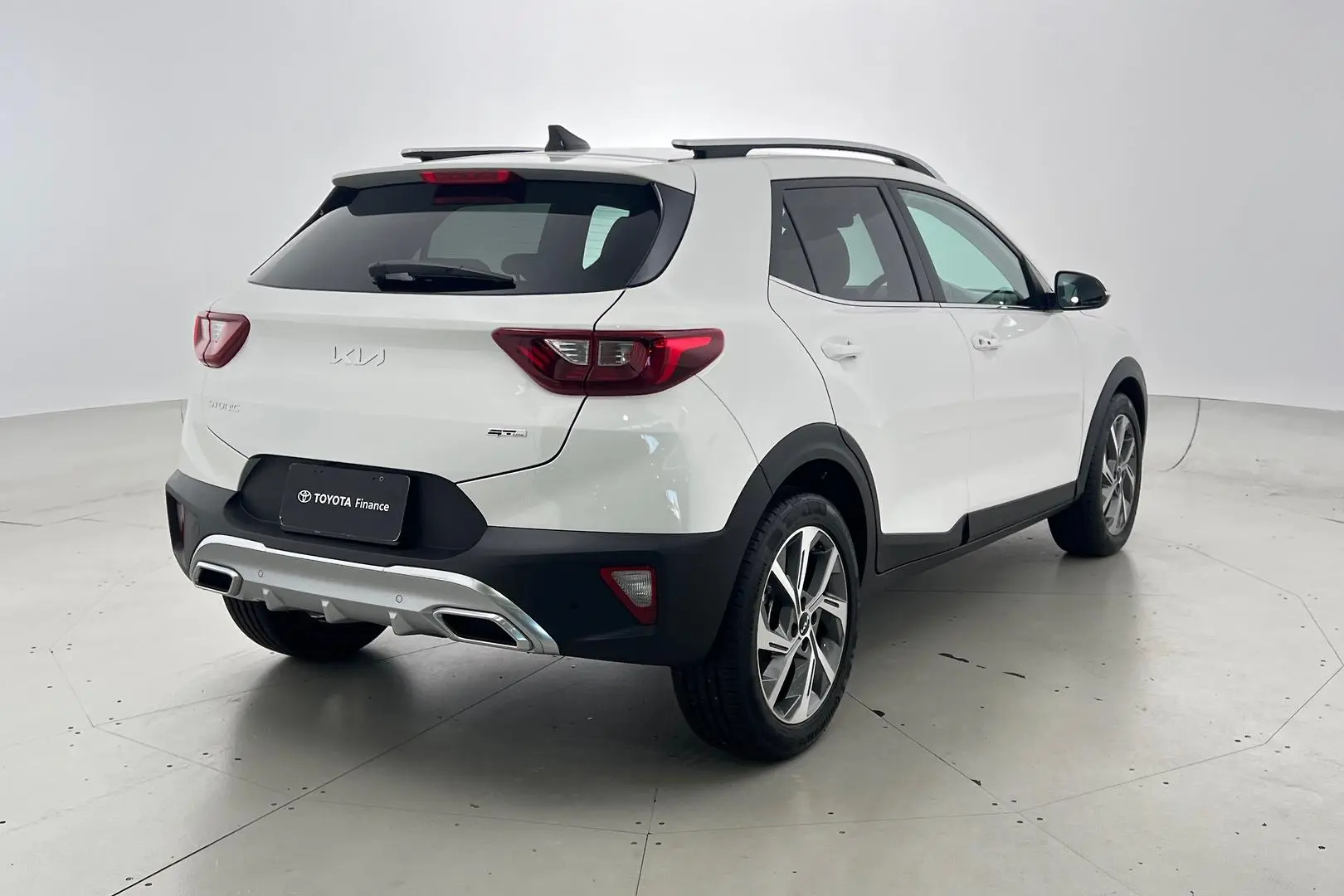 2024 Kia Stonic Gallery Image 4