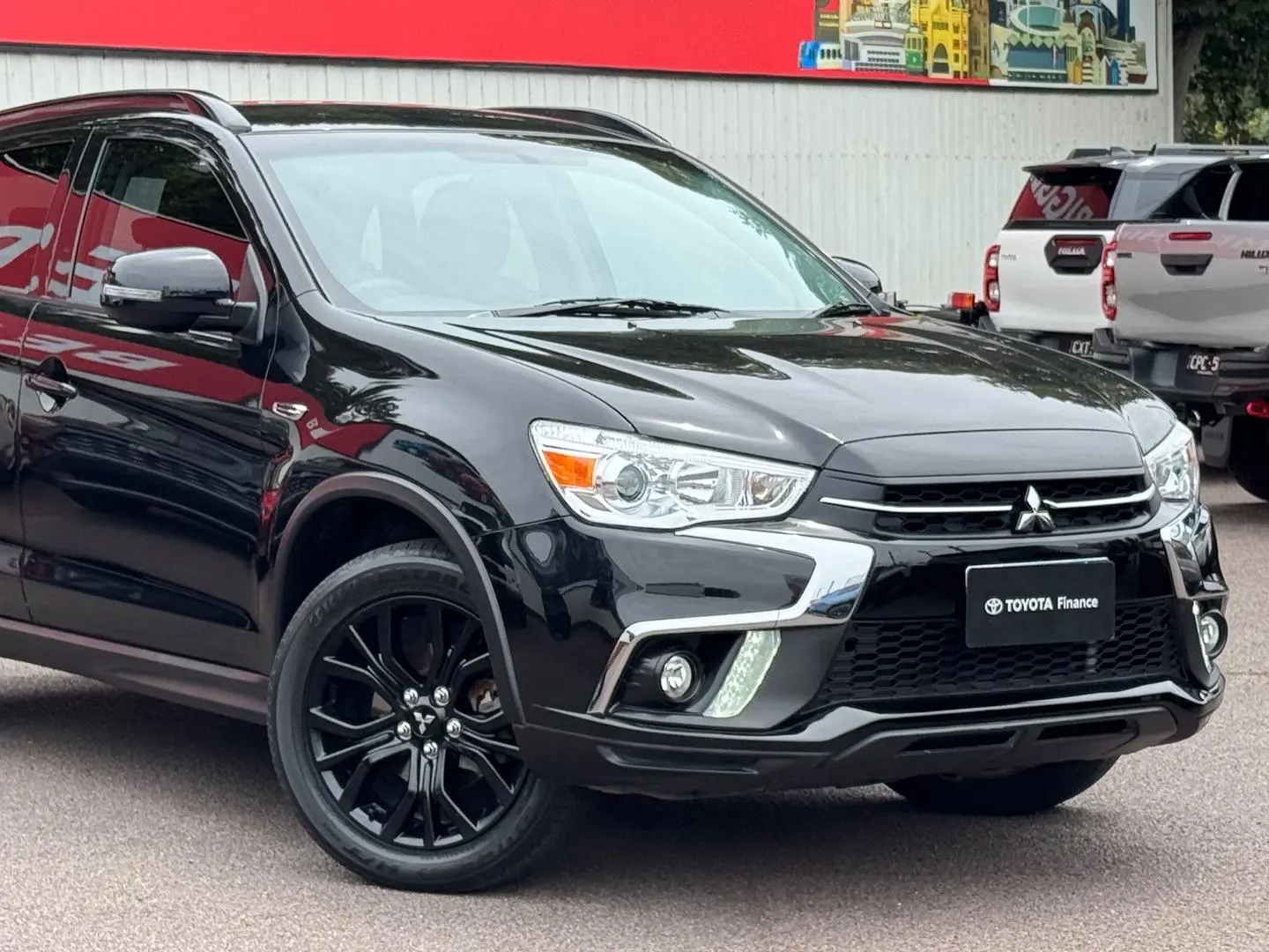 2019 Mitsubishi Asx Gallery Image 2