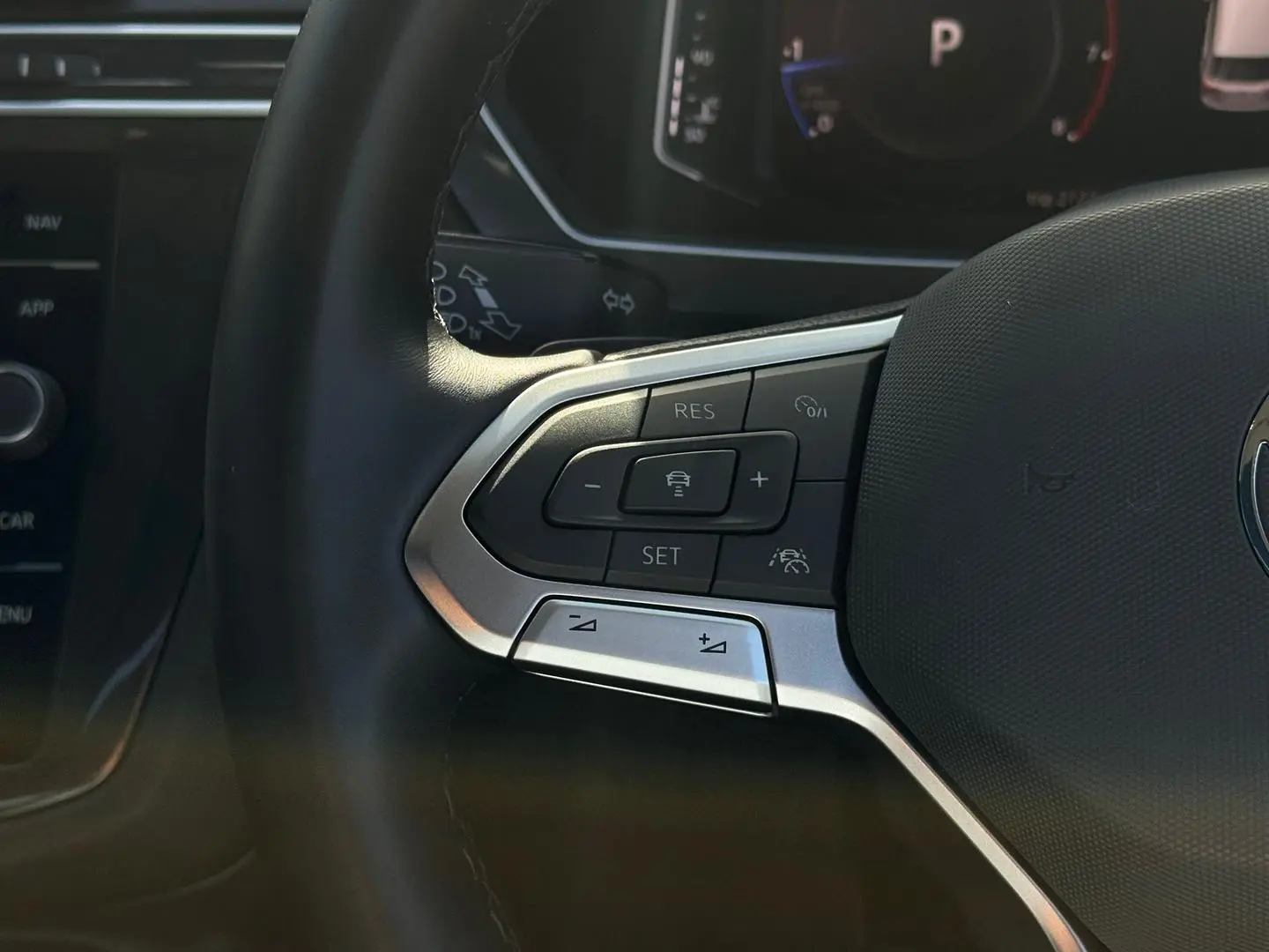2023 Volkswagen Tiguan Gallery Image 21
