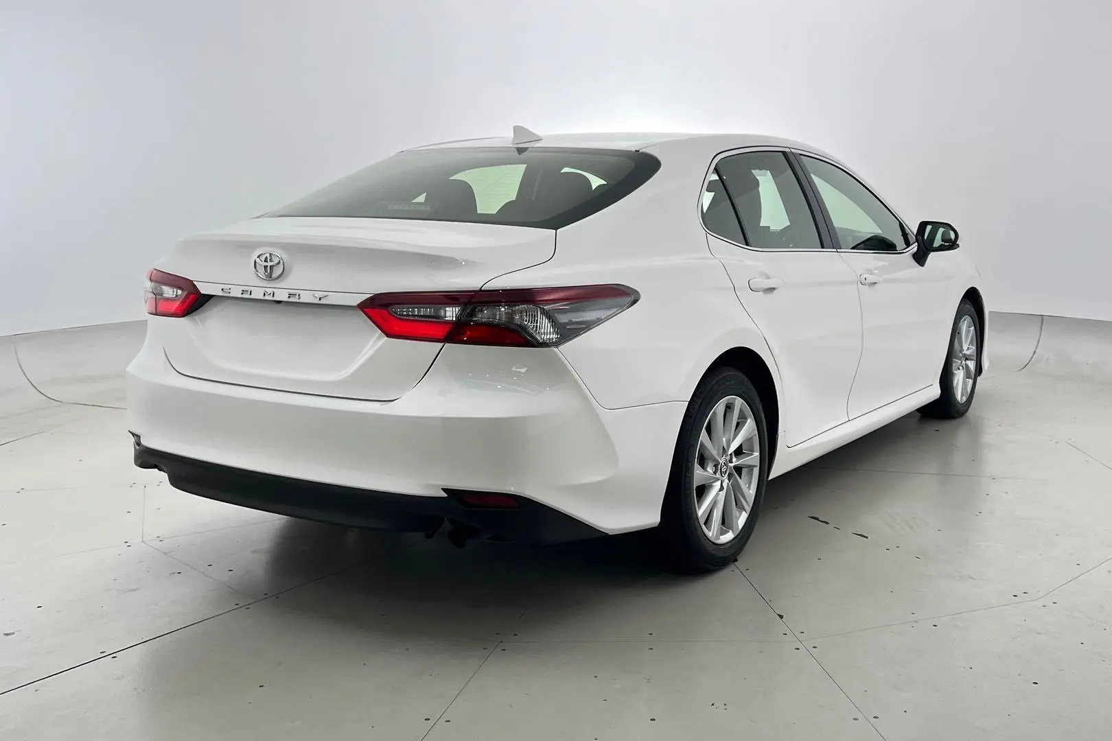 2024 Toyota Camry Gallery Image 4
