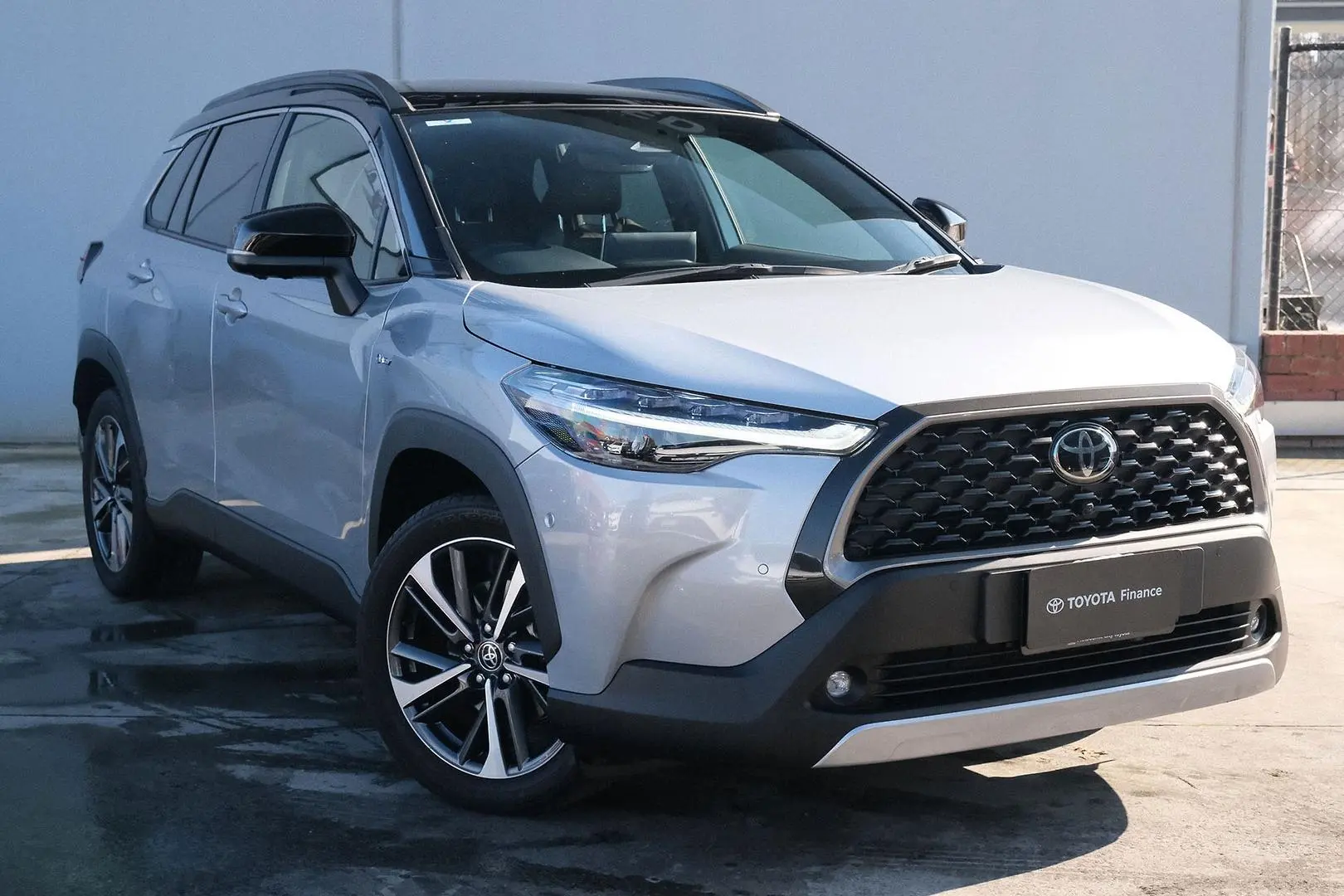 2024 Toyota Corolla Cross Gallery Image 1