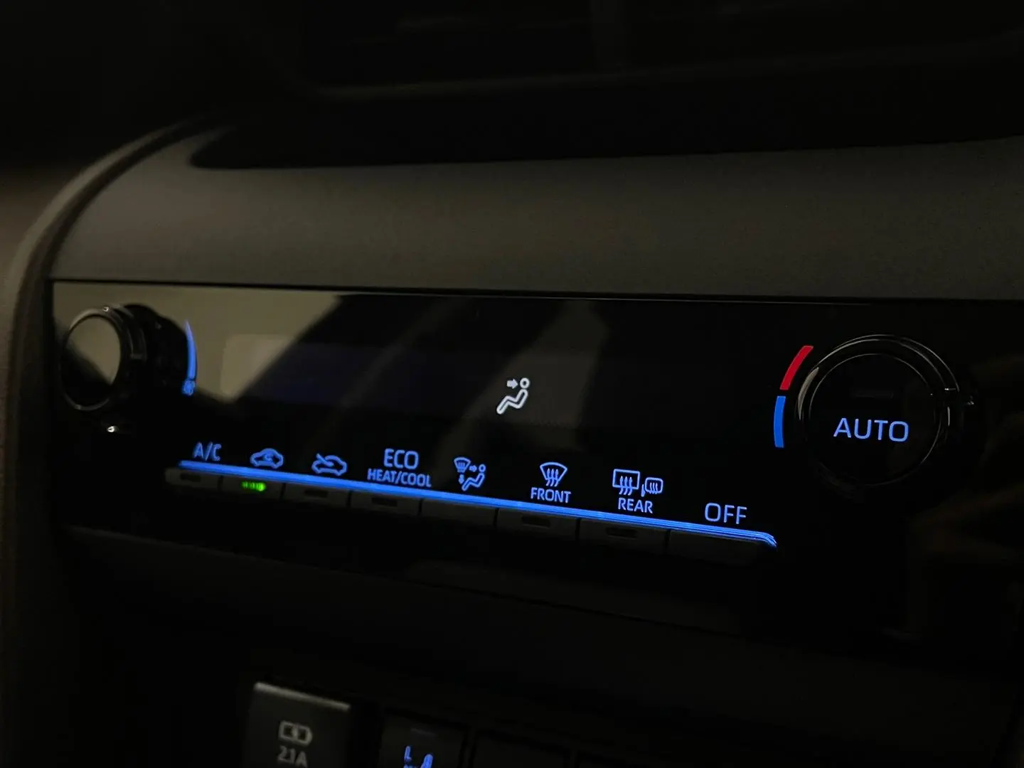 2023 Toyota Yaris Cross Gallery Image 20
