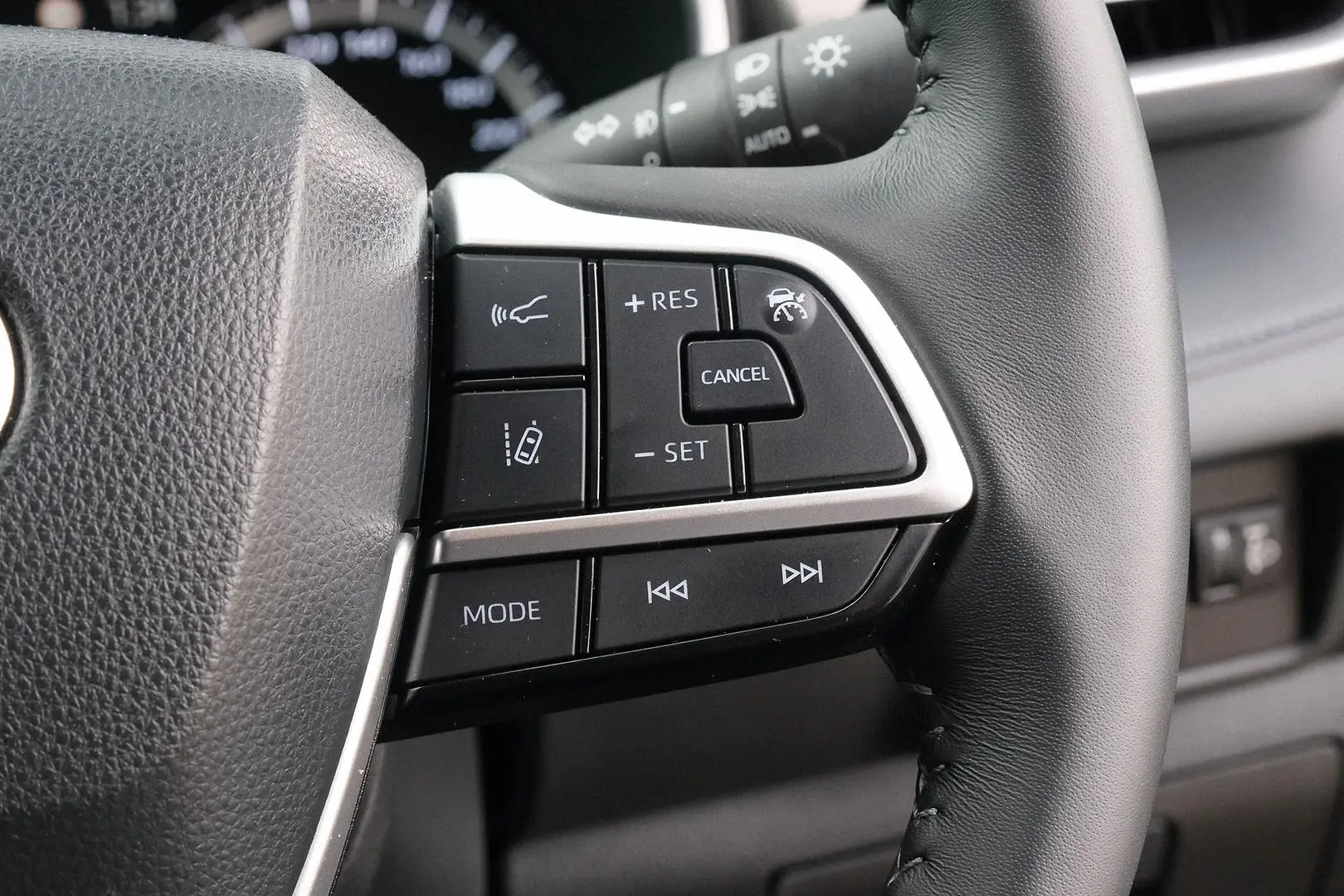 2023 Toyota Kluger Gallery Image 13