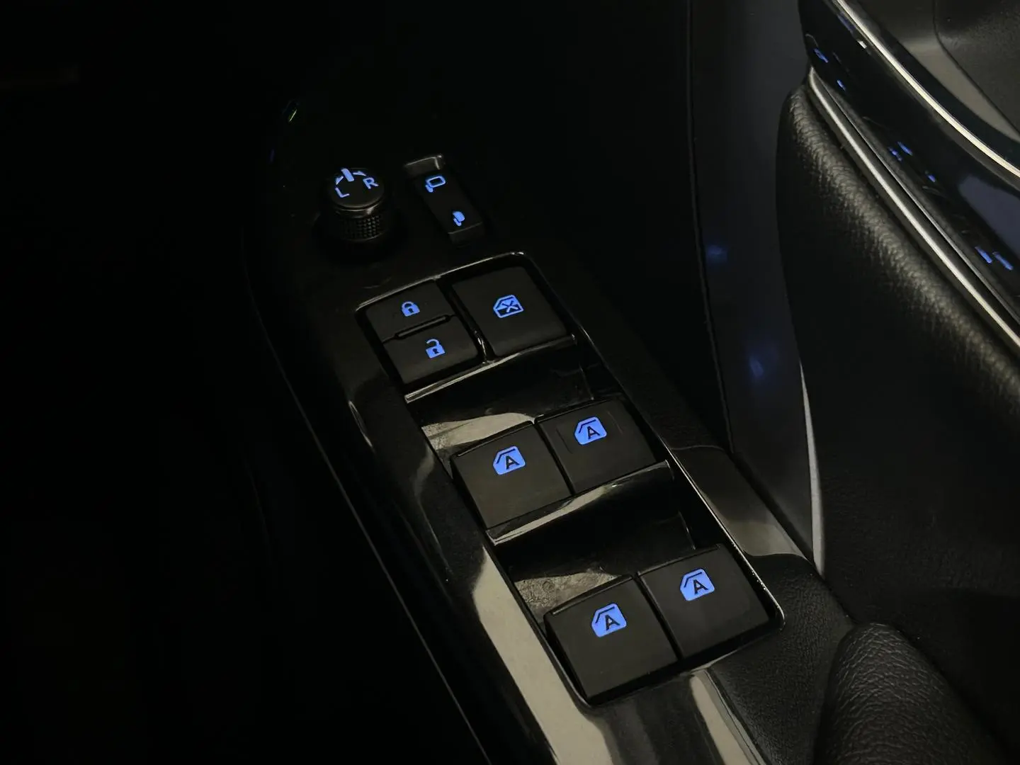 2024 Toyota Fortuner Gallery Image 21