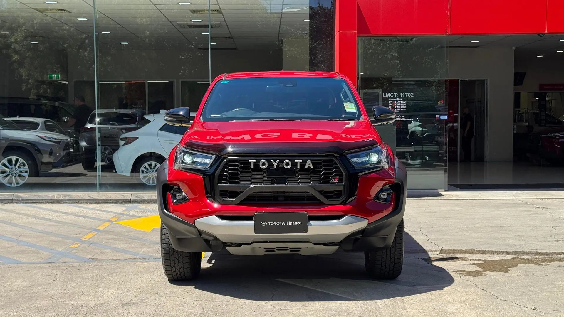 2023 Toyota Hilux Gallery Image 10