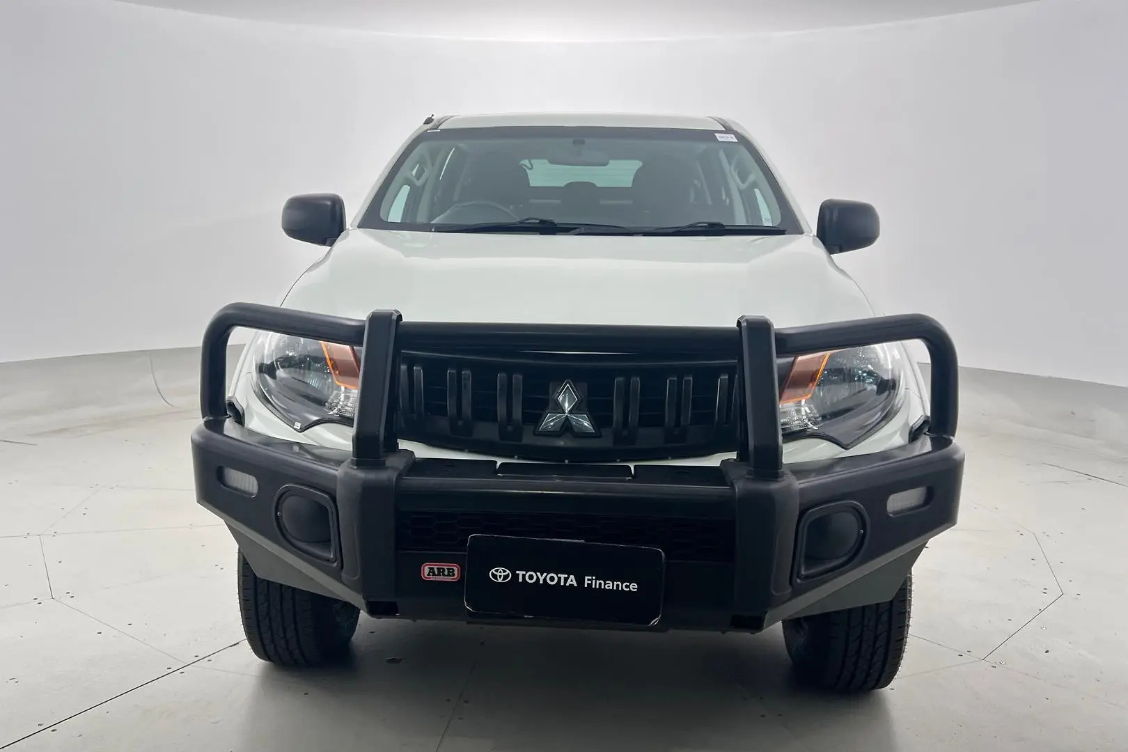2017 Mitsubishi Triton Gallery Image 6