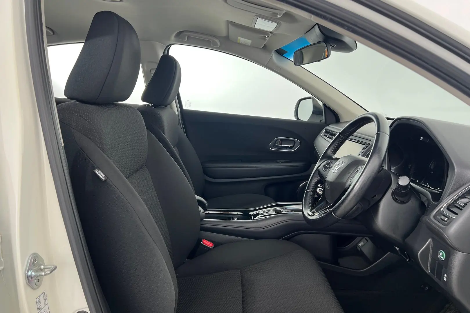 2018 Honda HR-V Gallery Image 11