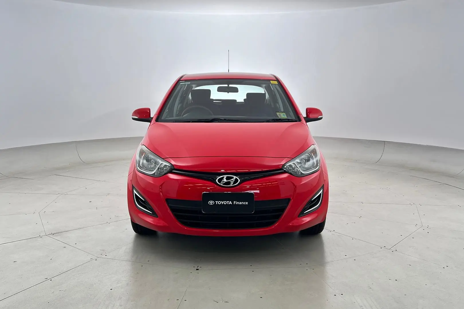 2014 Hyundai I20 Gallery Image 10