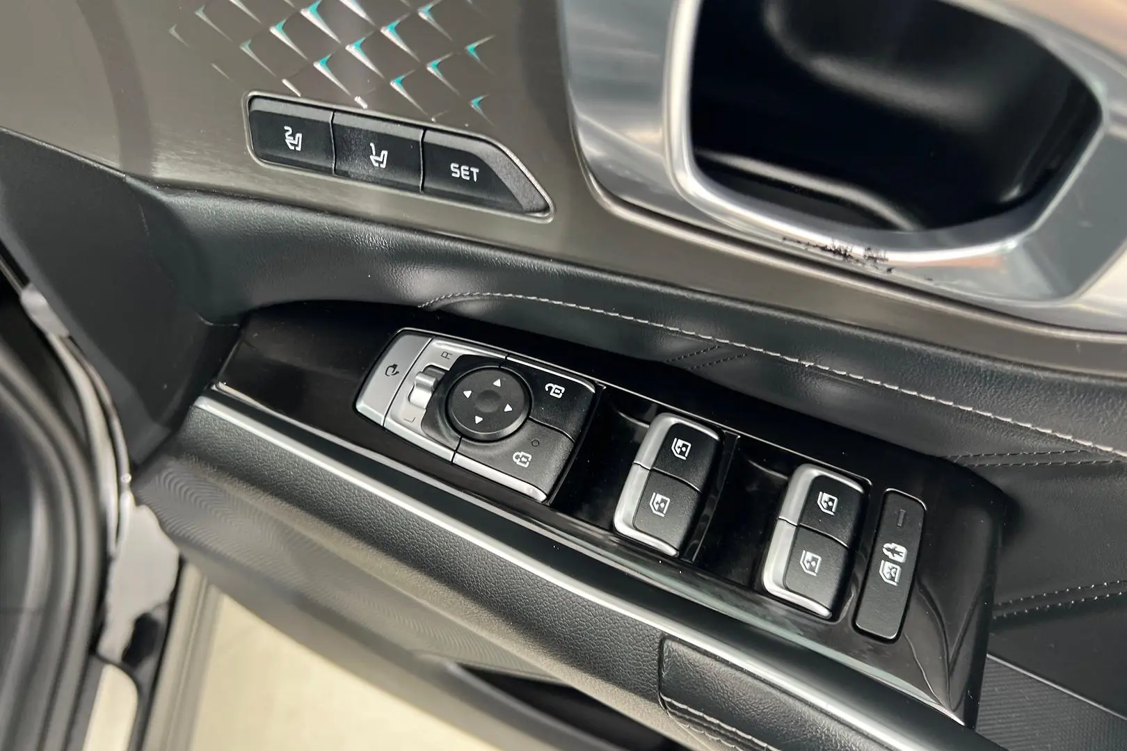 2020 Kia Sorento Gallery Image 15