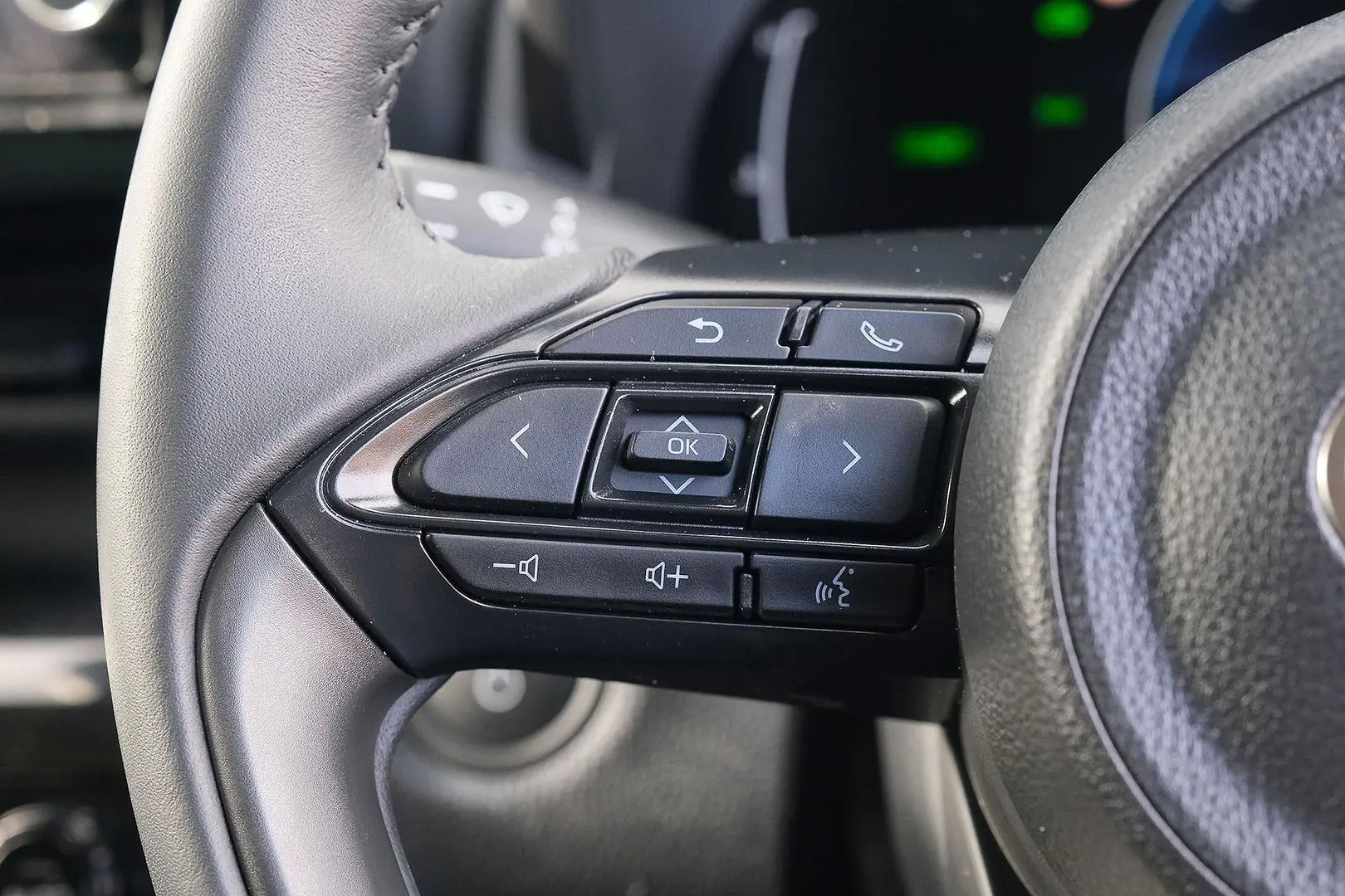 2024 Toyota Yaris Cross Gallery Image 15