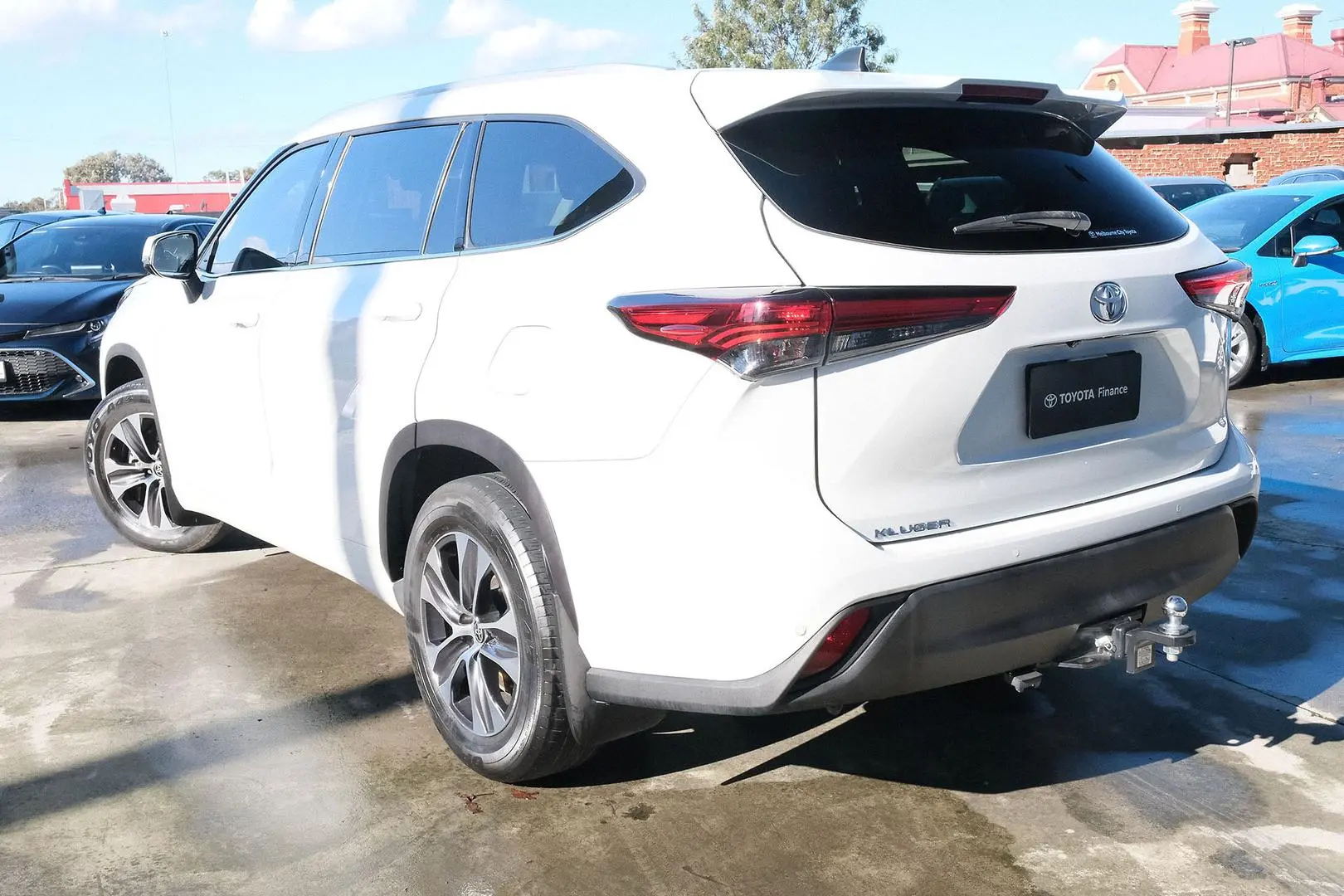 2022 Toyota Kluger Gallery Image 2