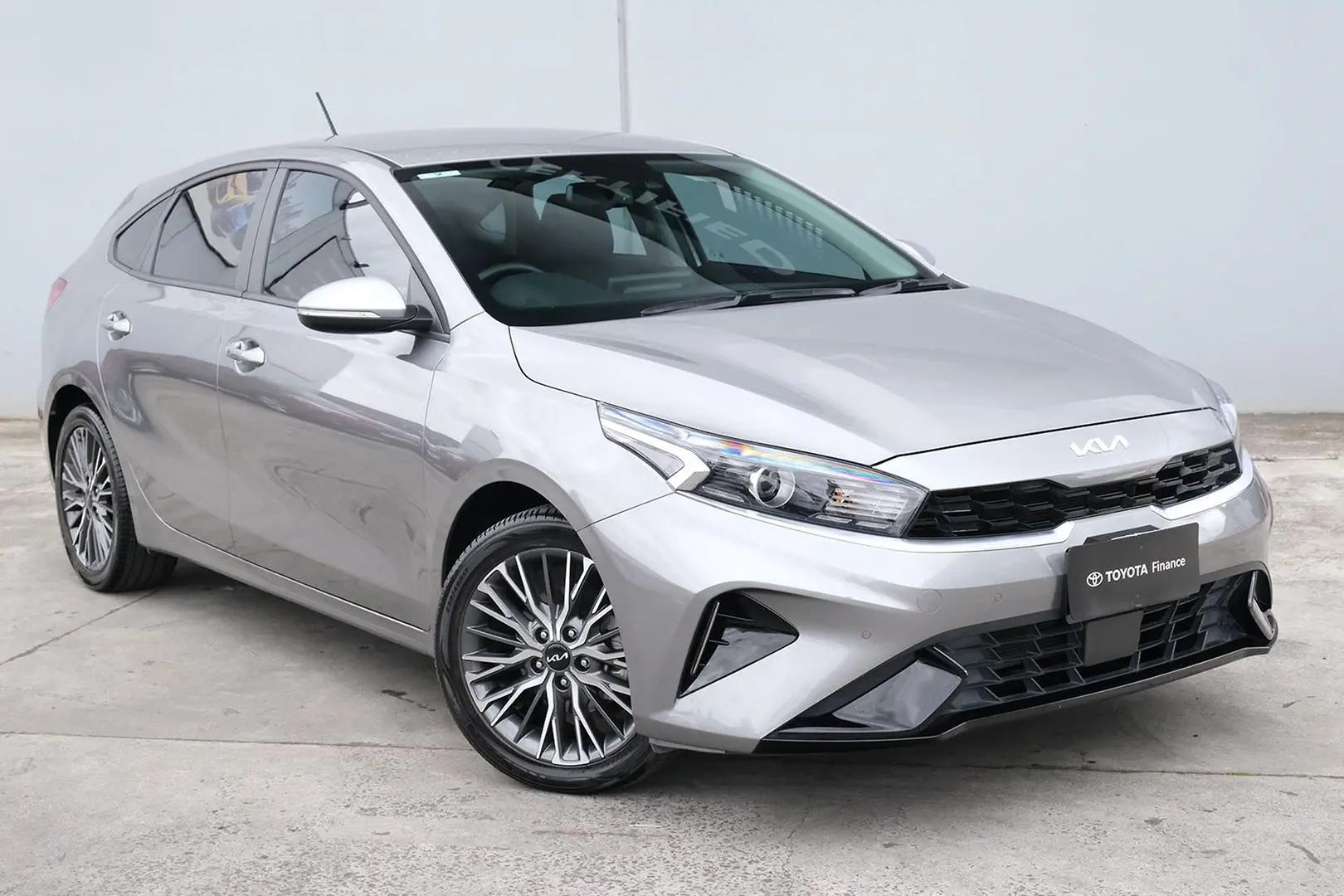 2022 Kia Cerato Gallery Image 1