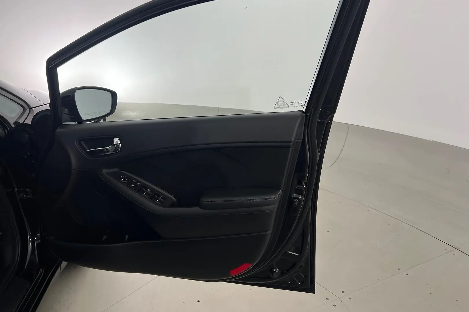 2016 Kia Cerato Gallery Image 20