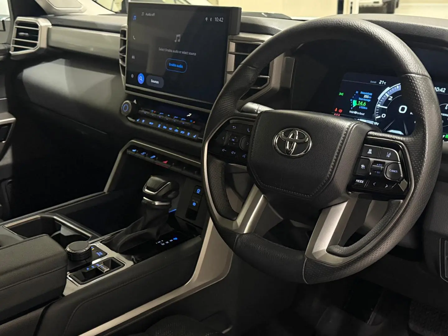 2023 Toyota Tundra Gallery Image 13
