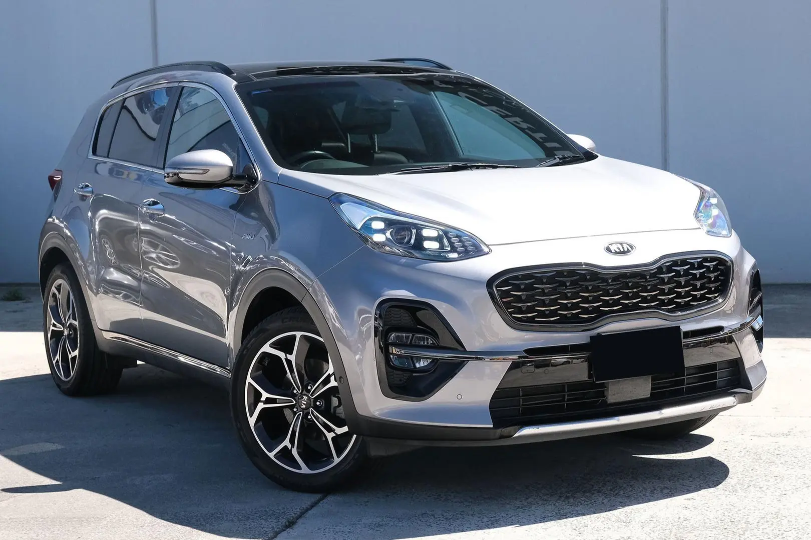 2020 Kia Sportage Gallery Image 1