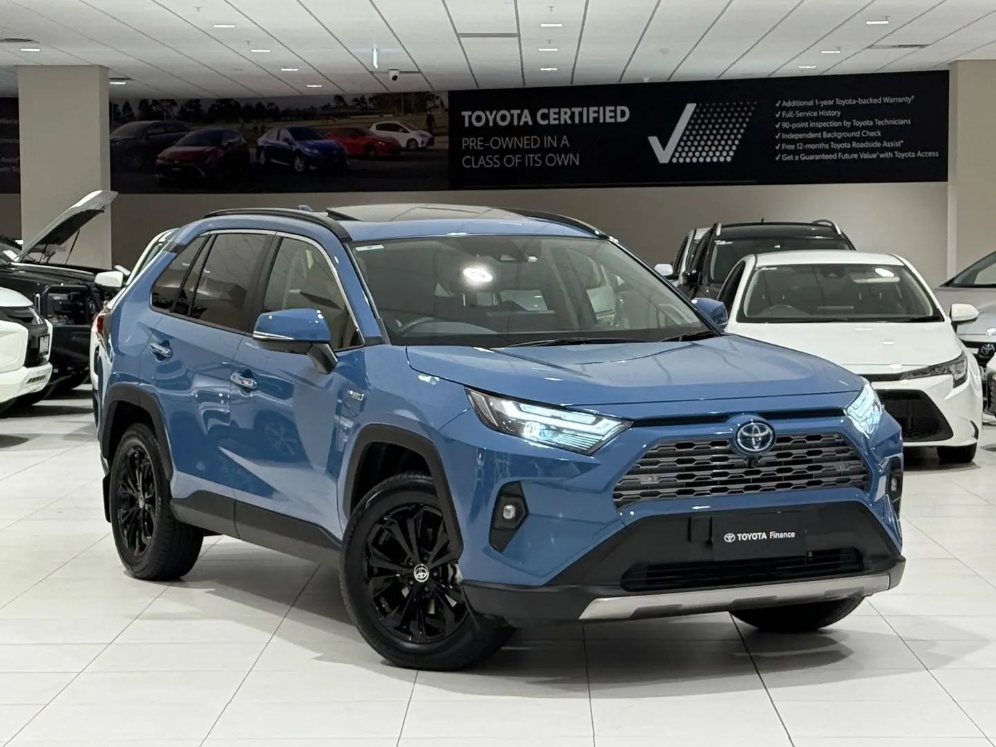 2024 Toyota RAV4 Gallery Image 1