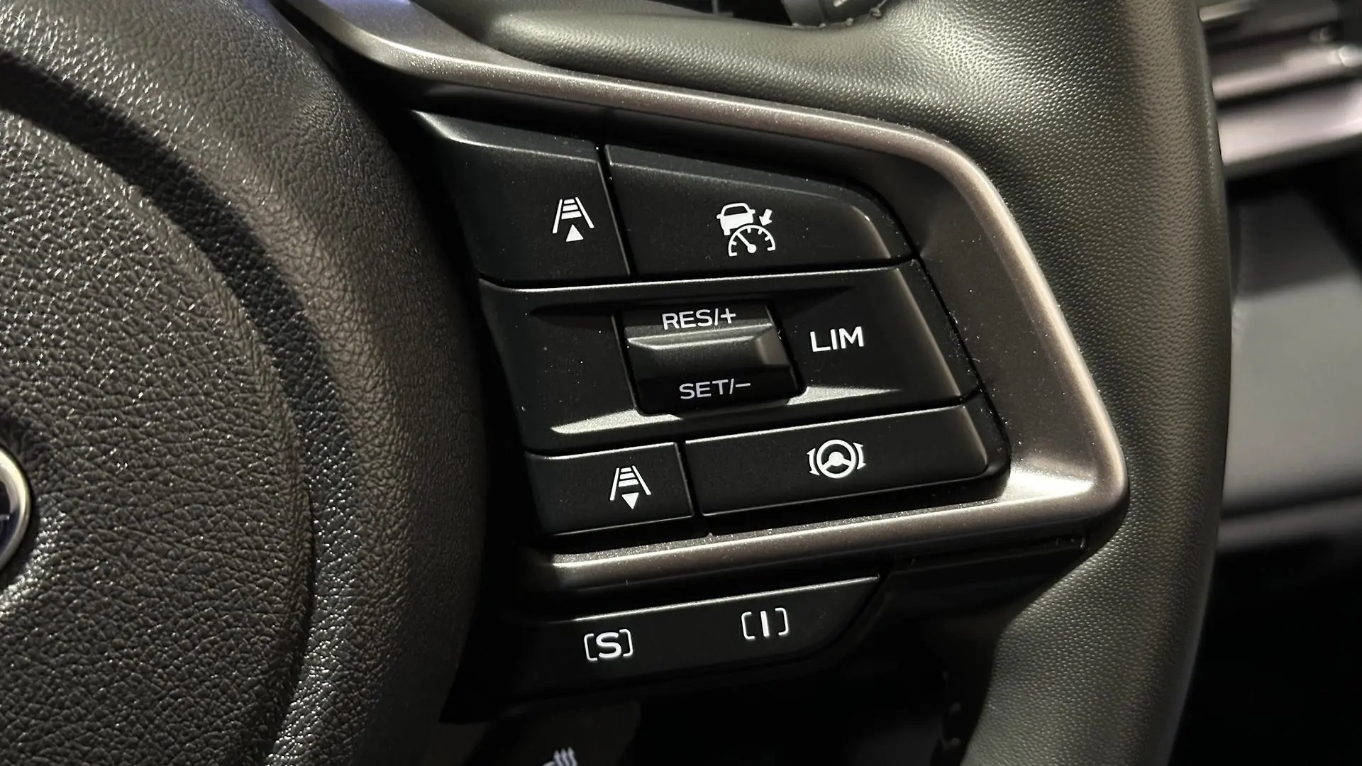 2023 Subaru Outback Gallery Image 18
