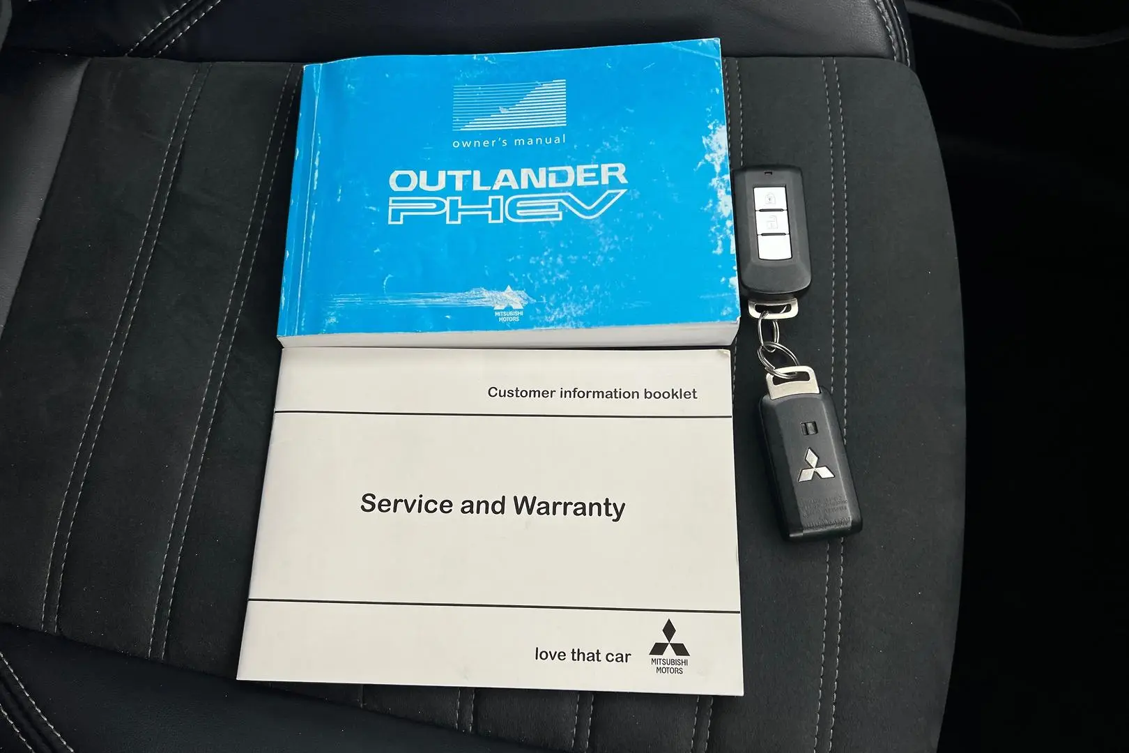 2018 Mitsubishi Outlander Gallery Image 23