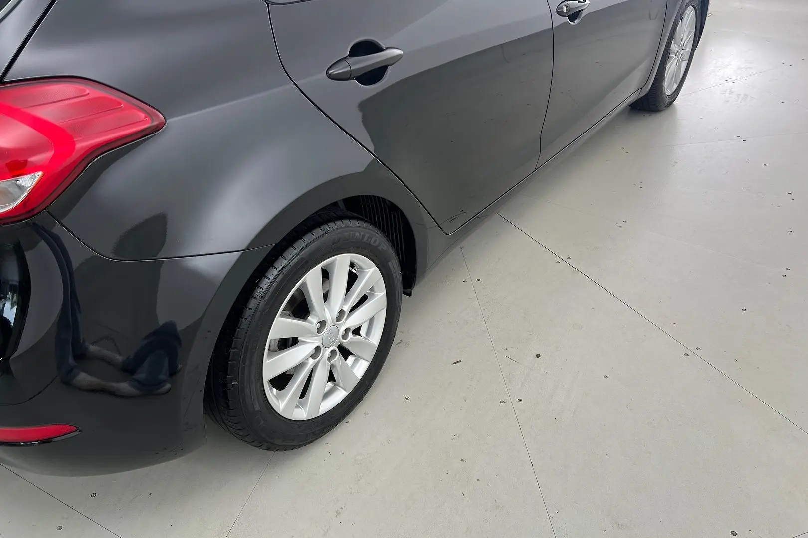 2016 Kia Cerato Gallery Image 13
