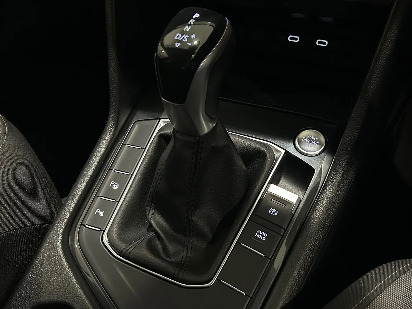 2023 Volkswagen Tiguan Gallery Image 19