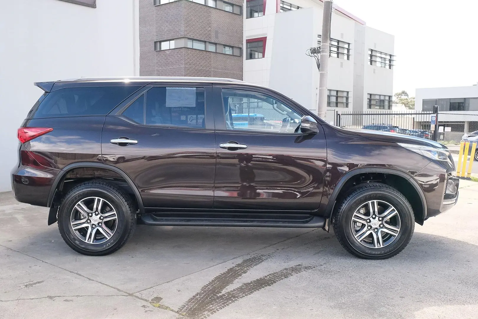 2024 Toyota Fortuner Gallery Image 5