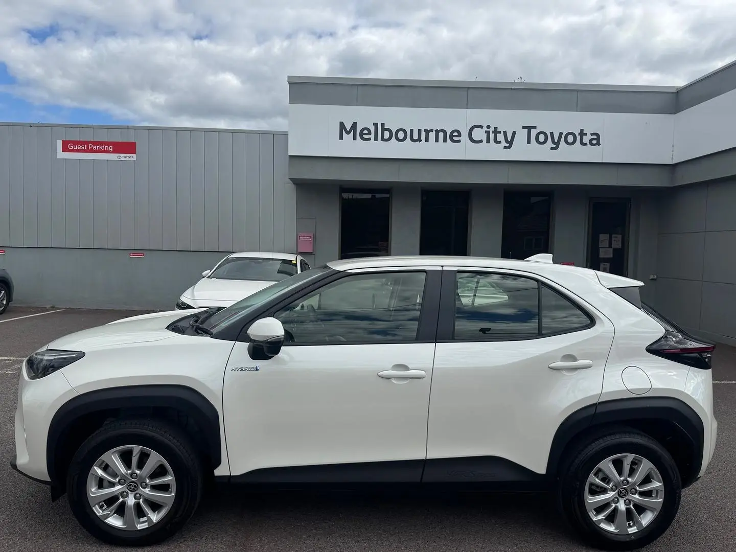 2021 Toyota Yaris Cross Gallery Image 8