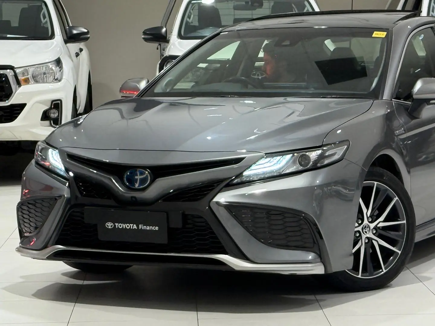 2021 Toyota Camry Gallery Image 7