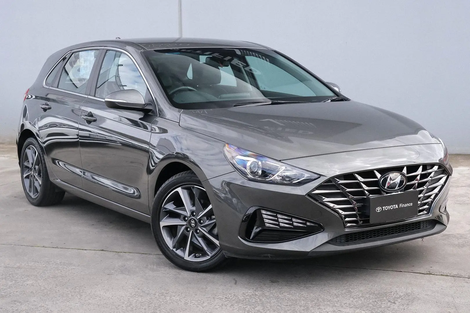 2021 Hyundai i30 Gallery Image 1