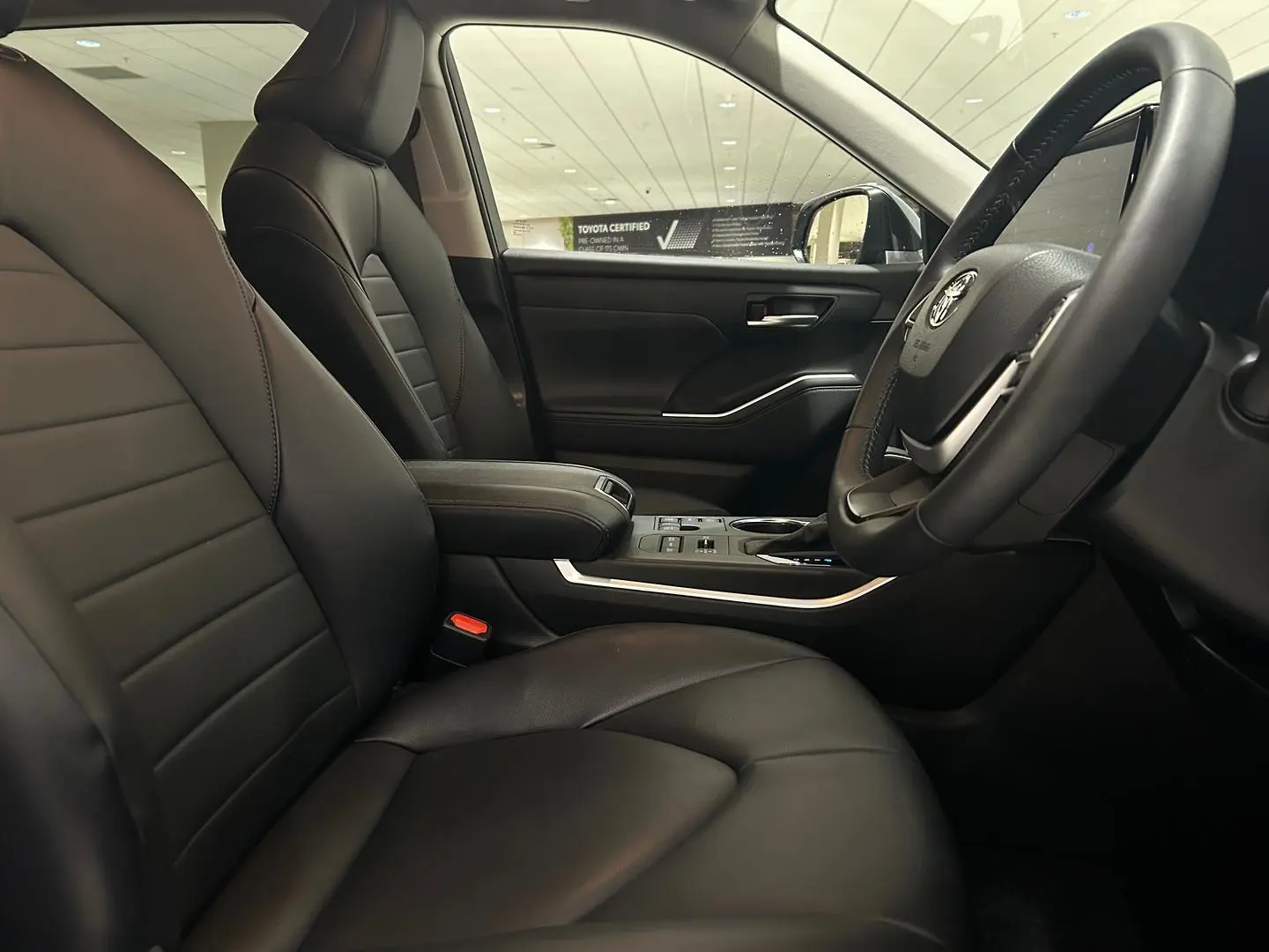 2023 Toyota Kluger Gallery Image 12