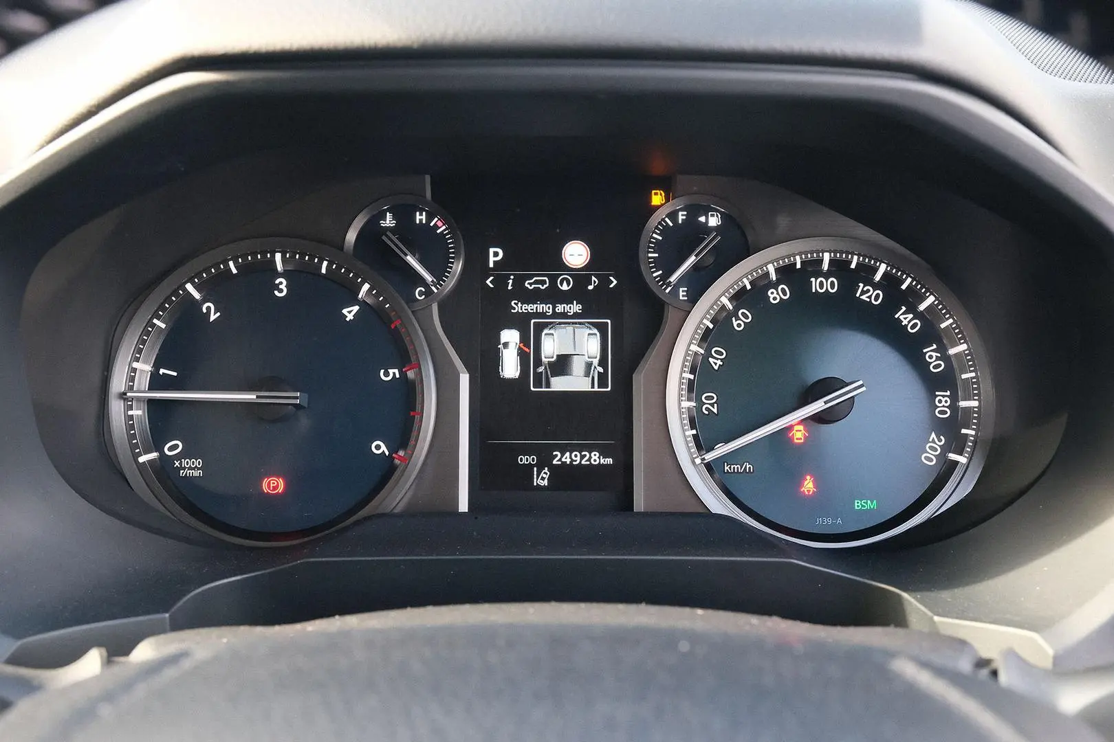 2022 Toyota Landcruiser Prado Gallery Image 18