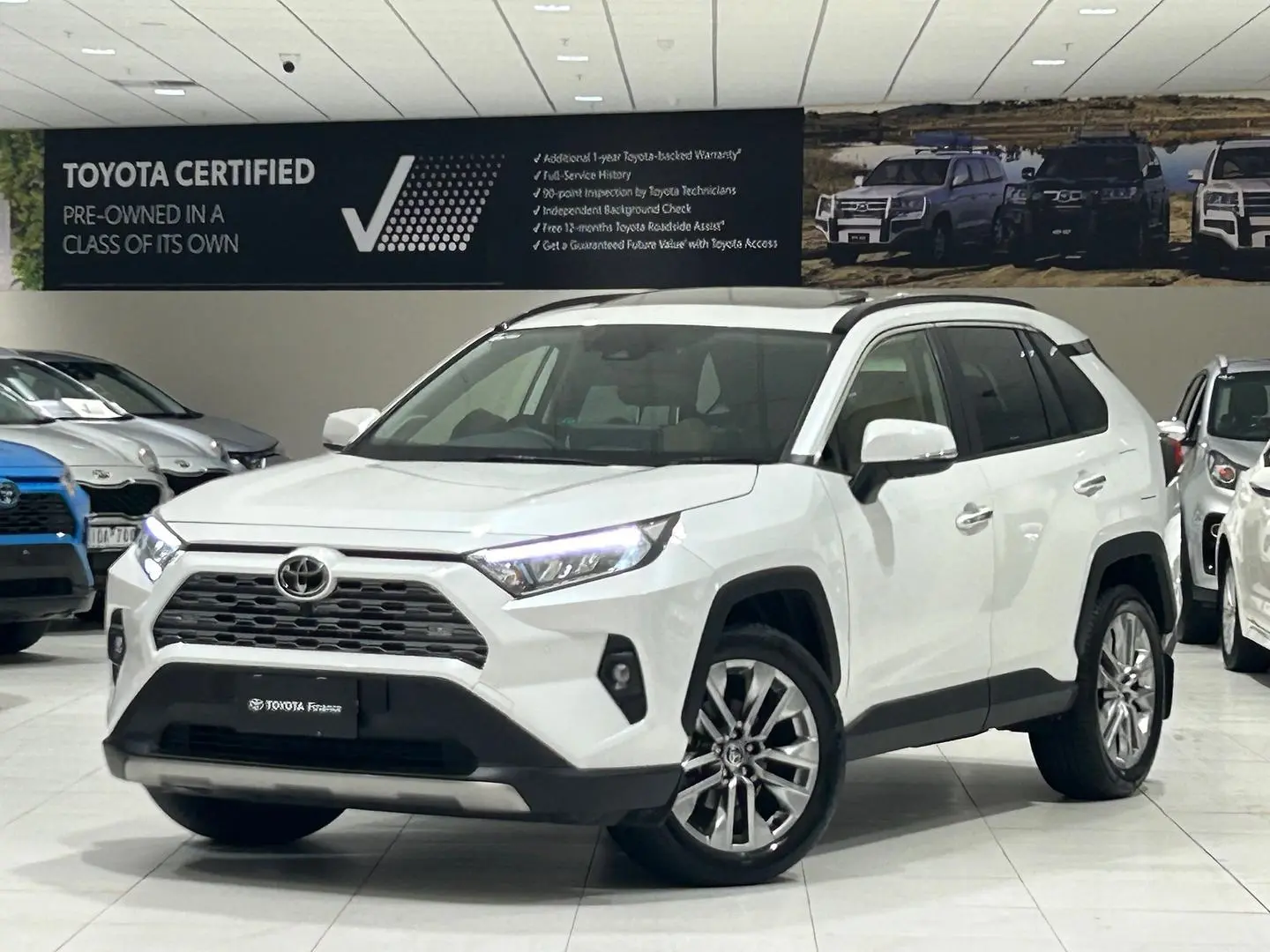 2024 Toyota RAV4 Gallery Image 5