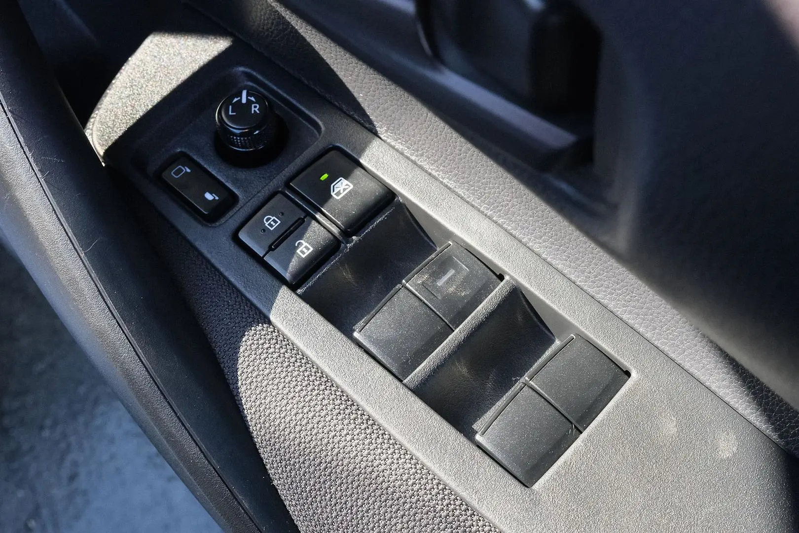 2021 Toyota Corolla Gallery Image 12