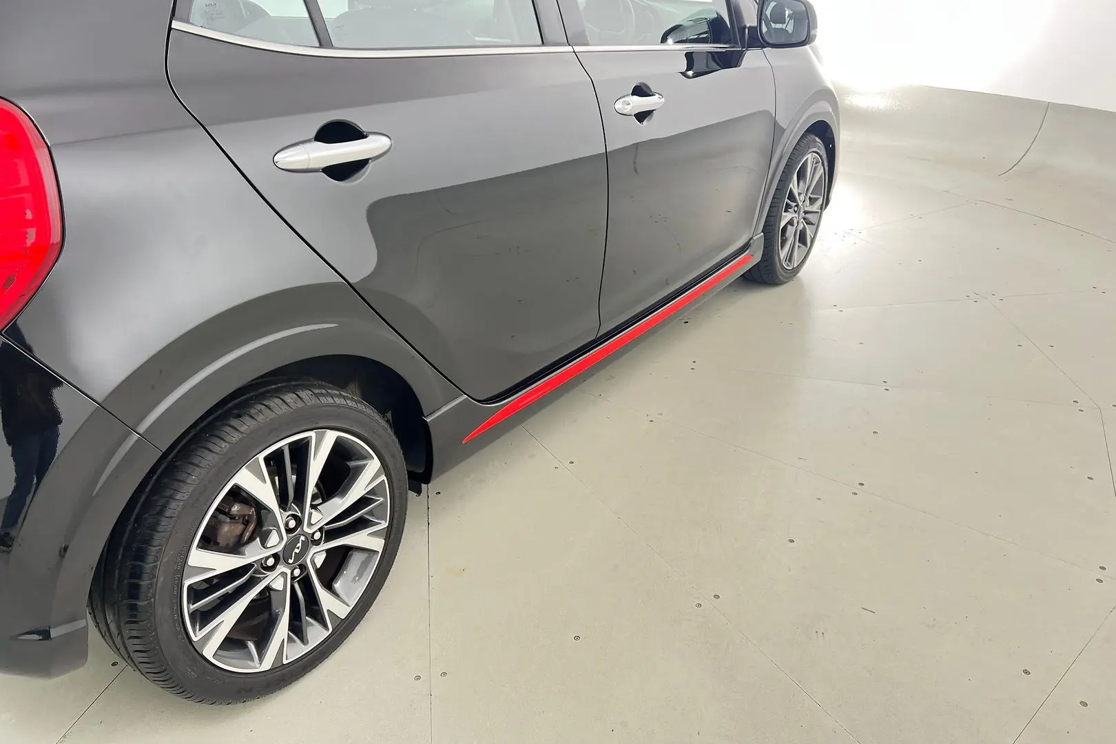 2023 Kia Picanto Gallery Image 5