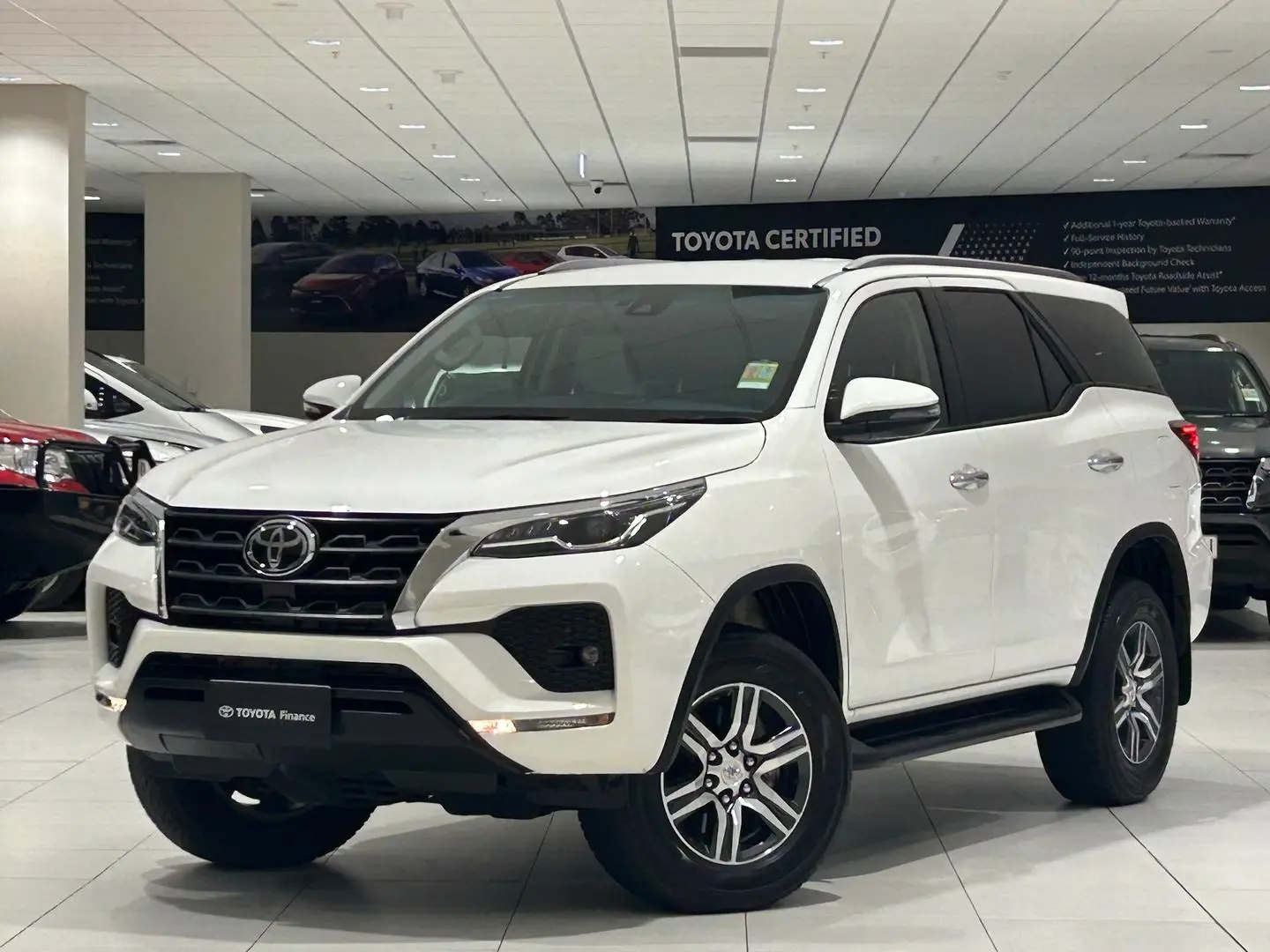 2024 Toyota Fortuner Gallery Image 5