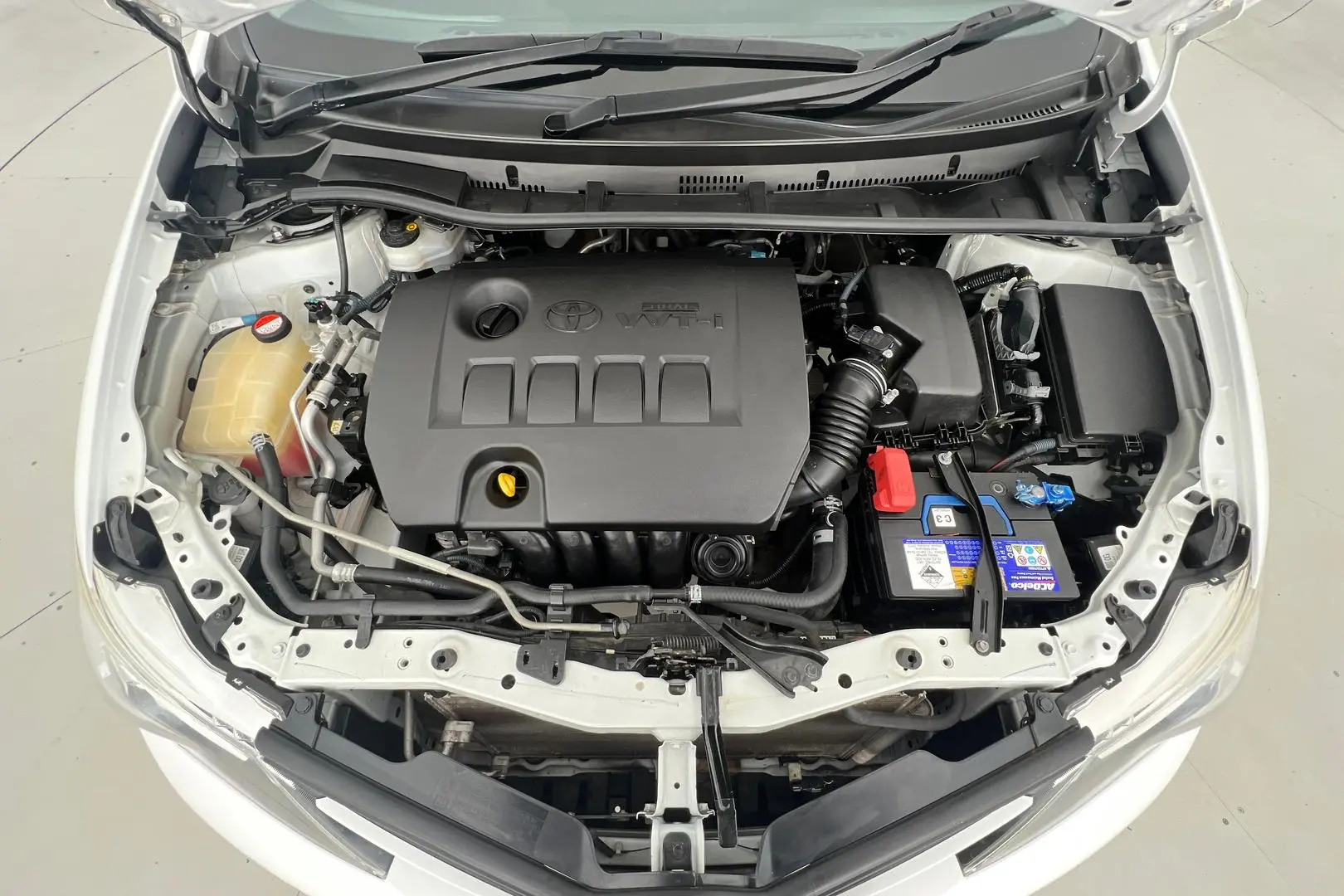 2014 Toyota Corolla Gallery Image 22