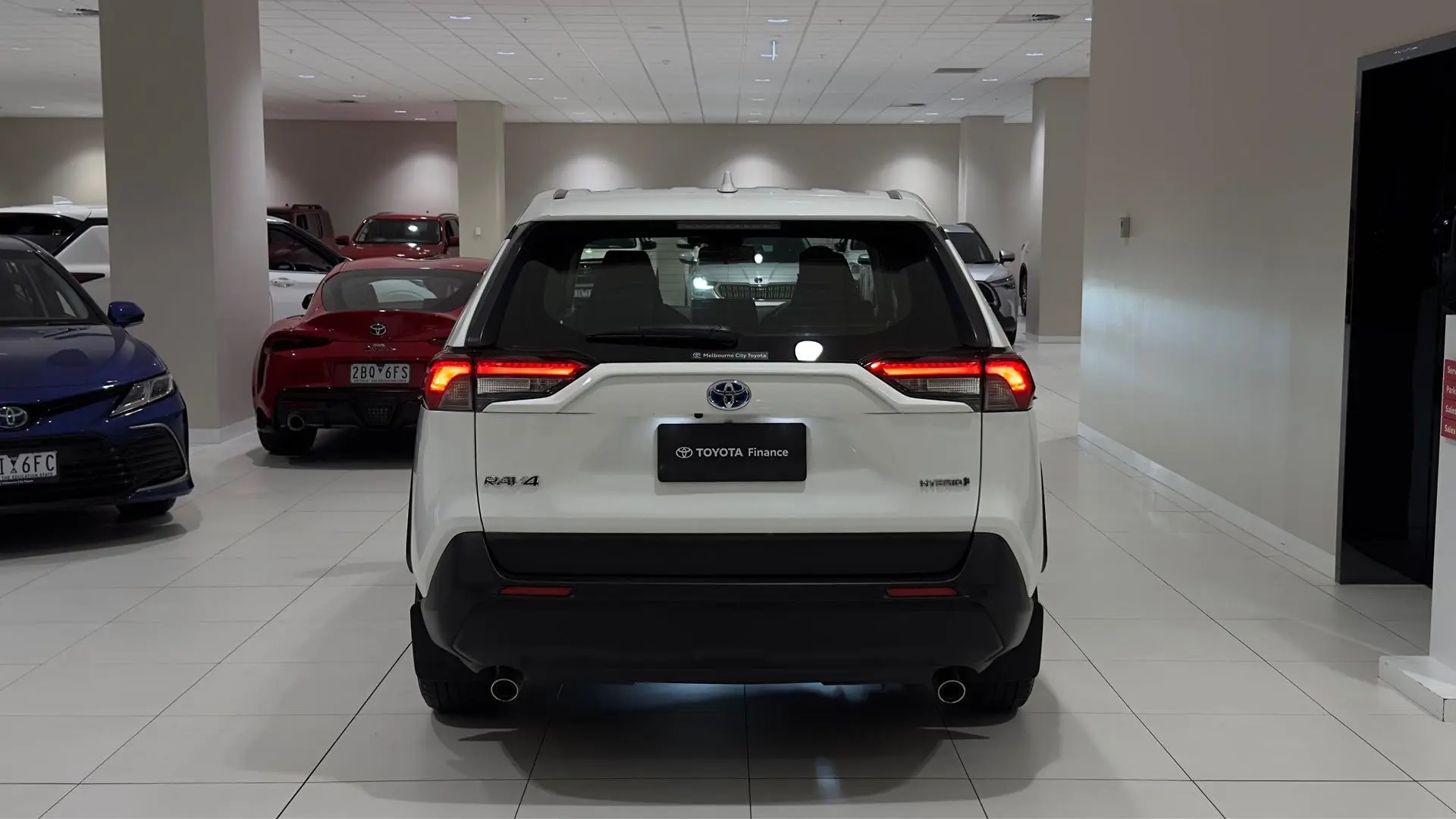 2022 Toyota RAV4 Gallery Image 9