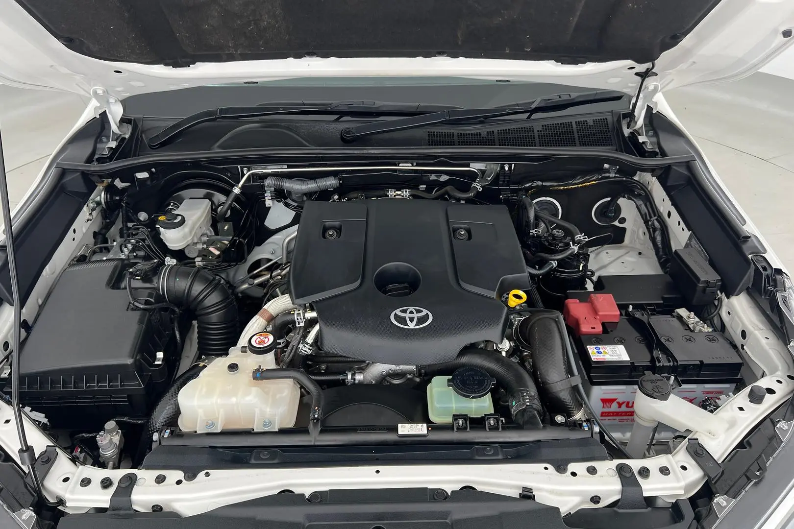 2020 Toyota Hilux Gallery Image 22