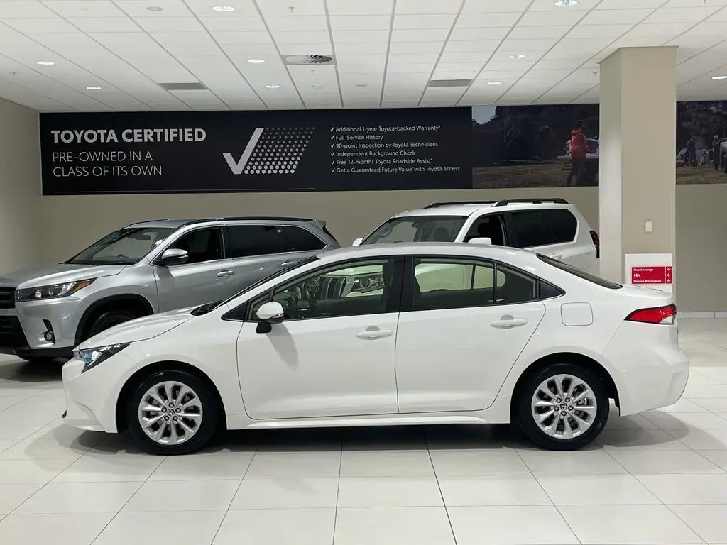 2021 Toyota Corolla Gallery Image 6