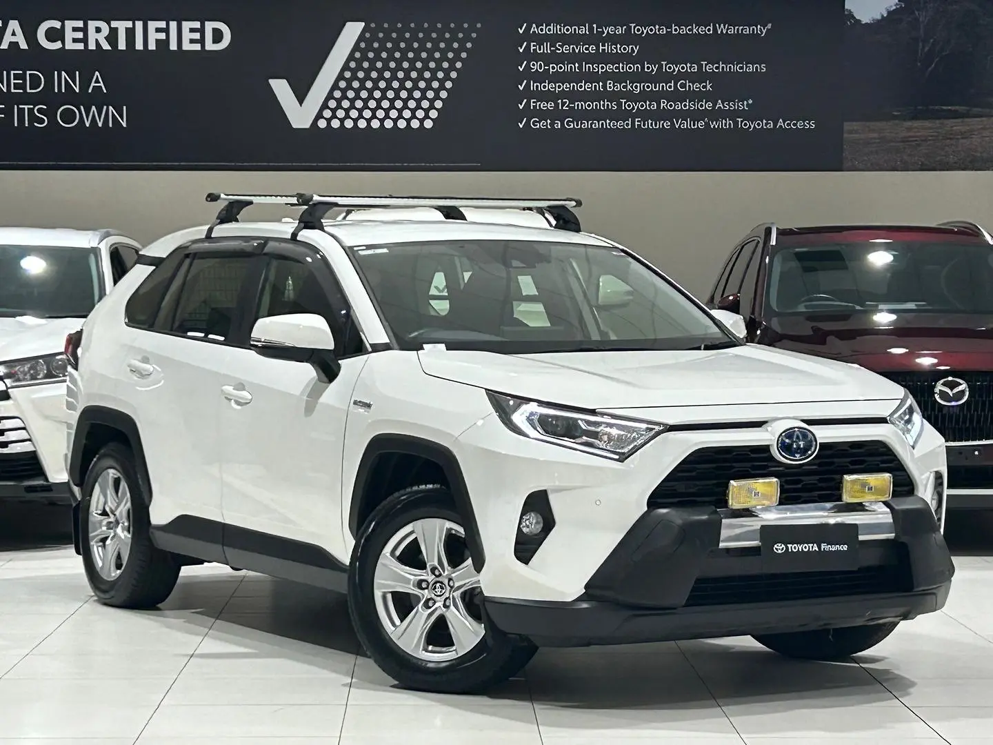 2020 Toyota RAV4 Gallery Image 1