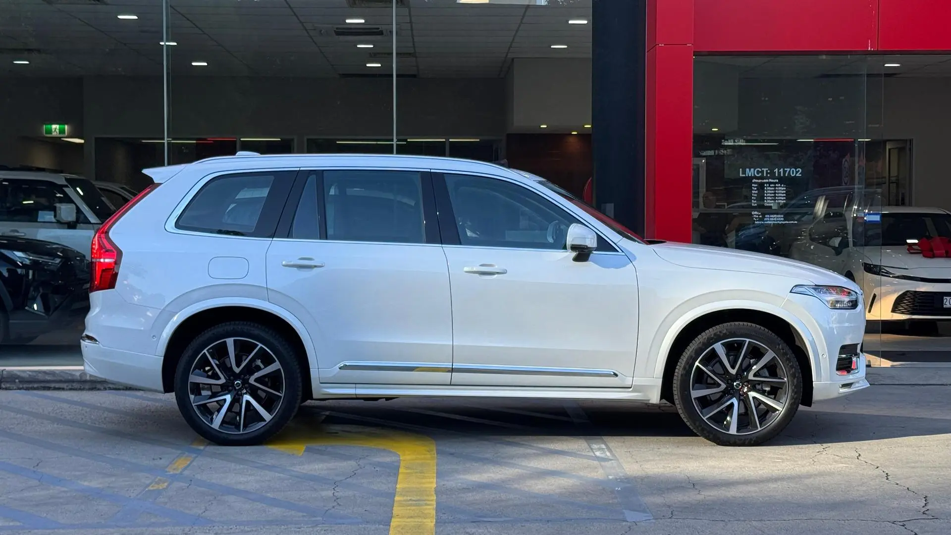 2023 Volvo Xc90 Gallery Image 6