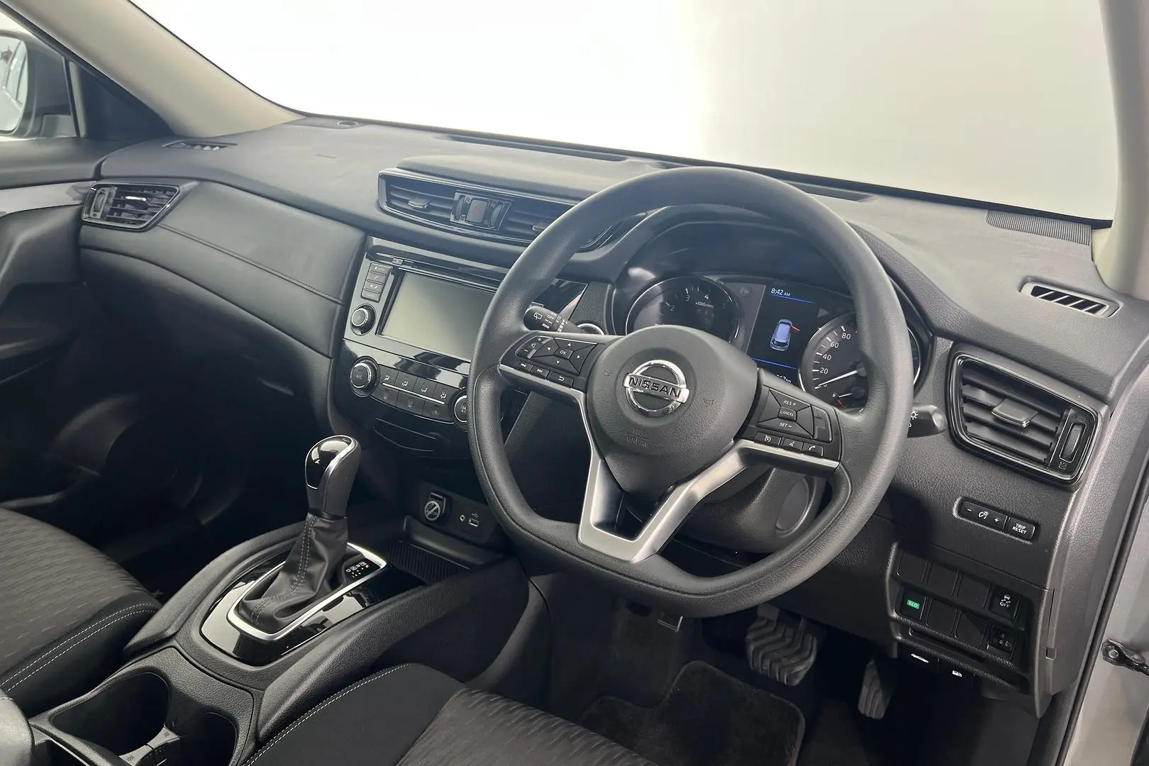 2021 Nissan X-TRAIL Gallery Image 17