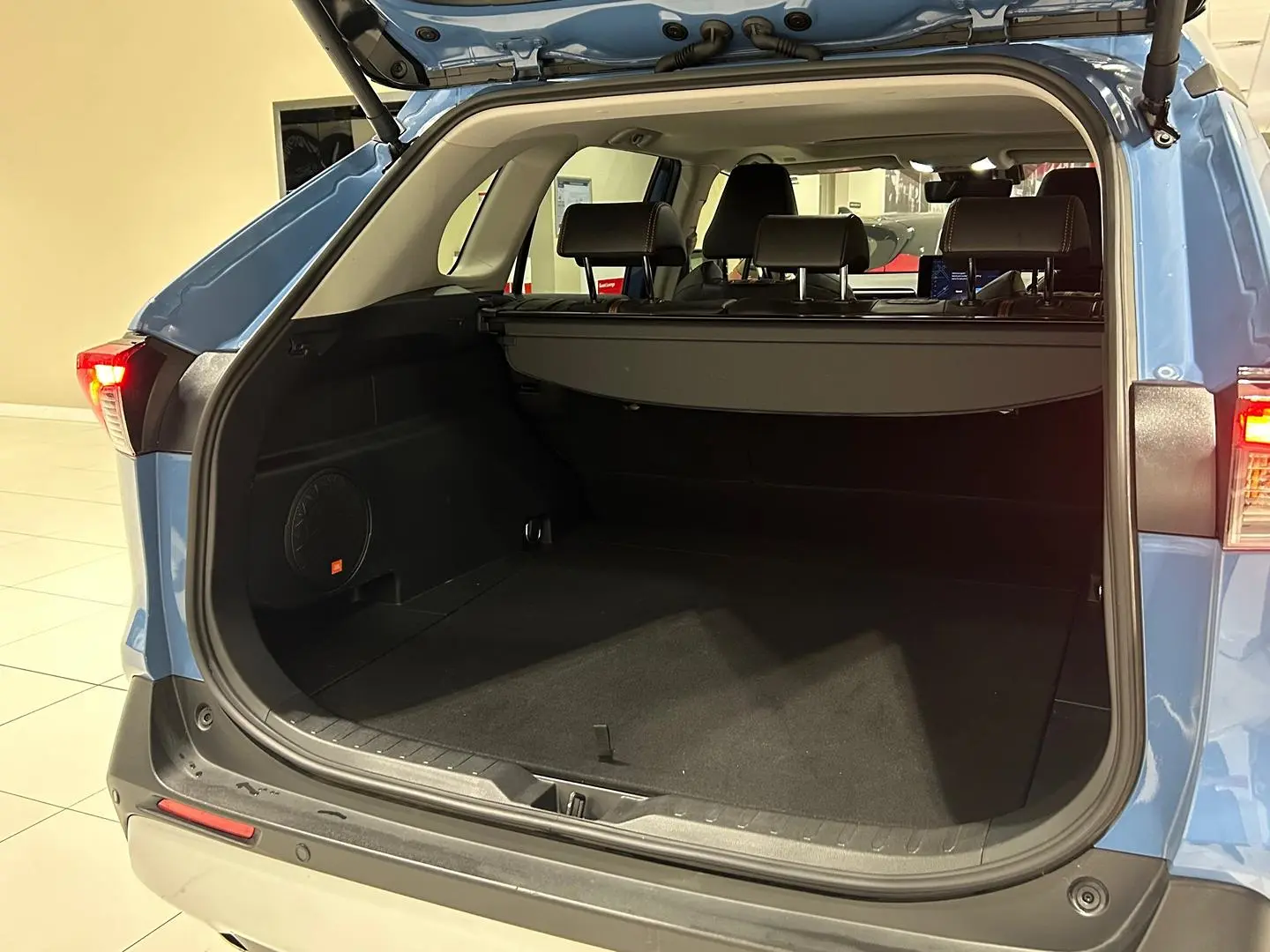 2024 Toyota RAV4 Gallery Image 11