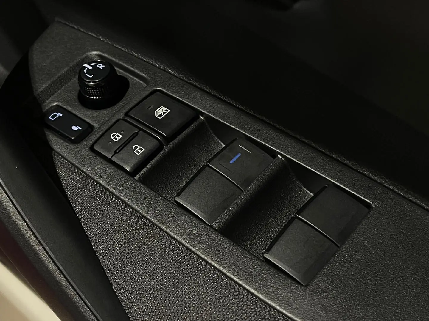 2019 Toyota Corolla Gallery Image 15