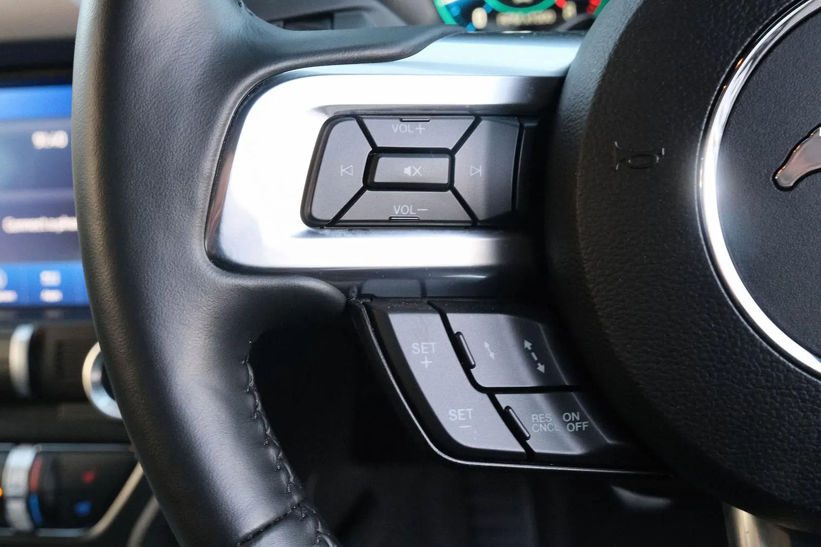 2022 Ford Mustang Gallery Image 15