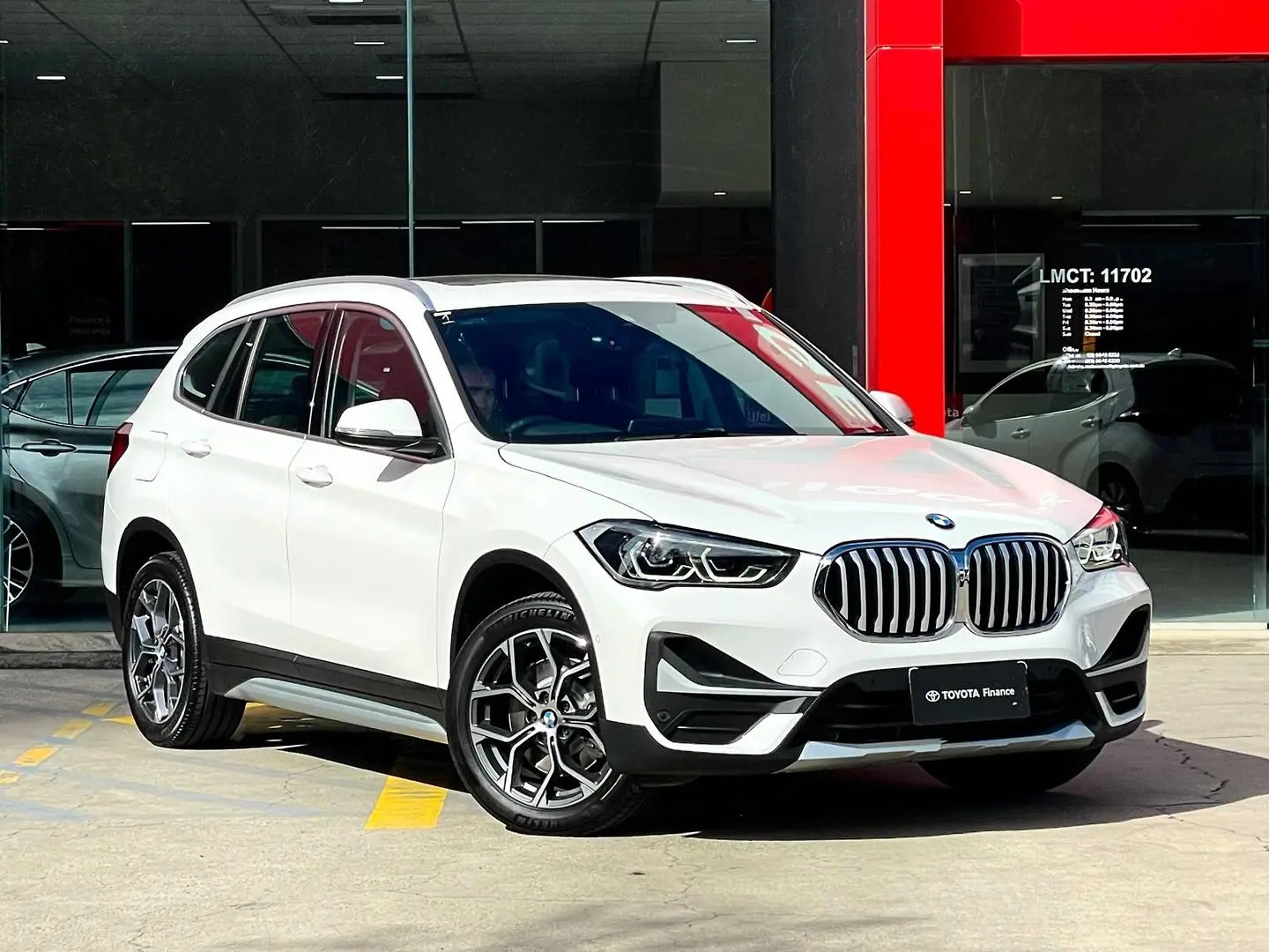 2021 BMW X1 Gallery Image 1